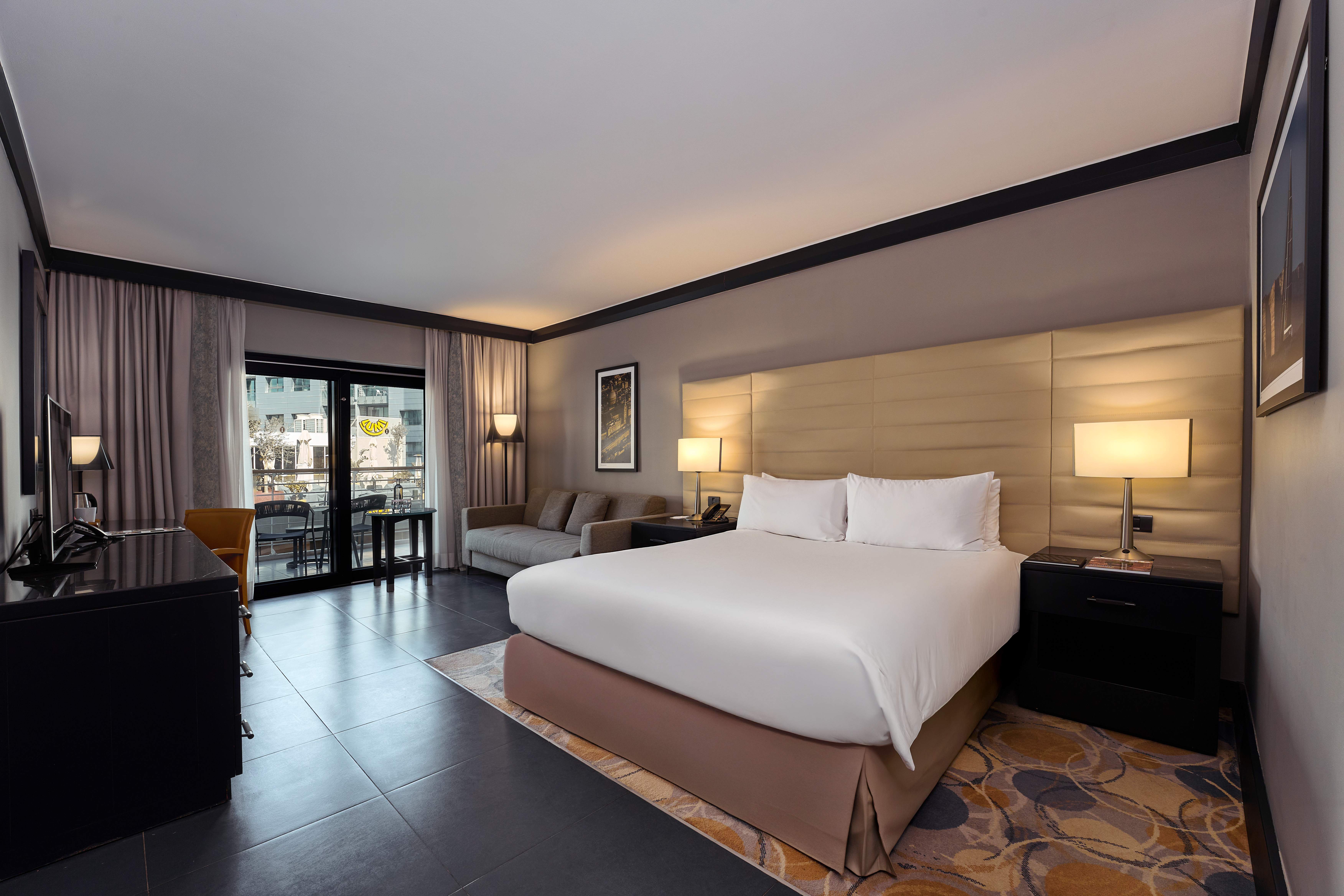 Family Room Premium City View