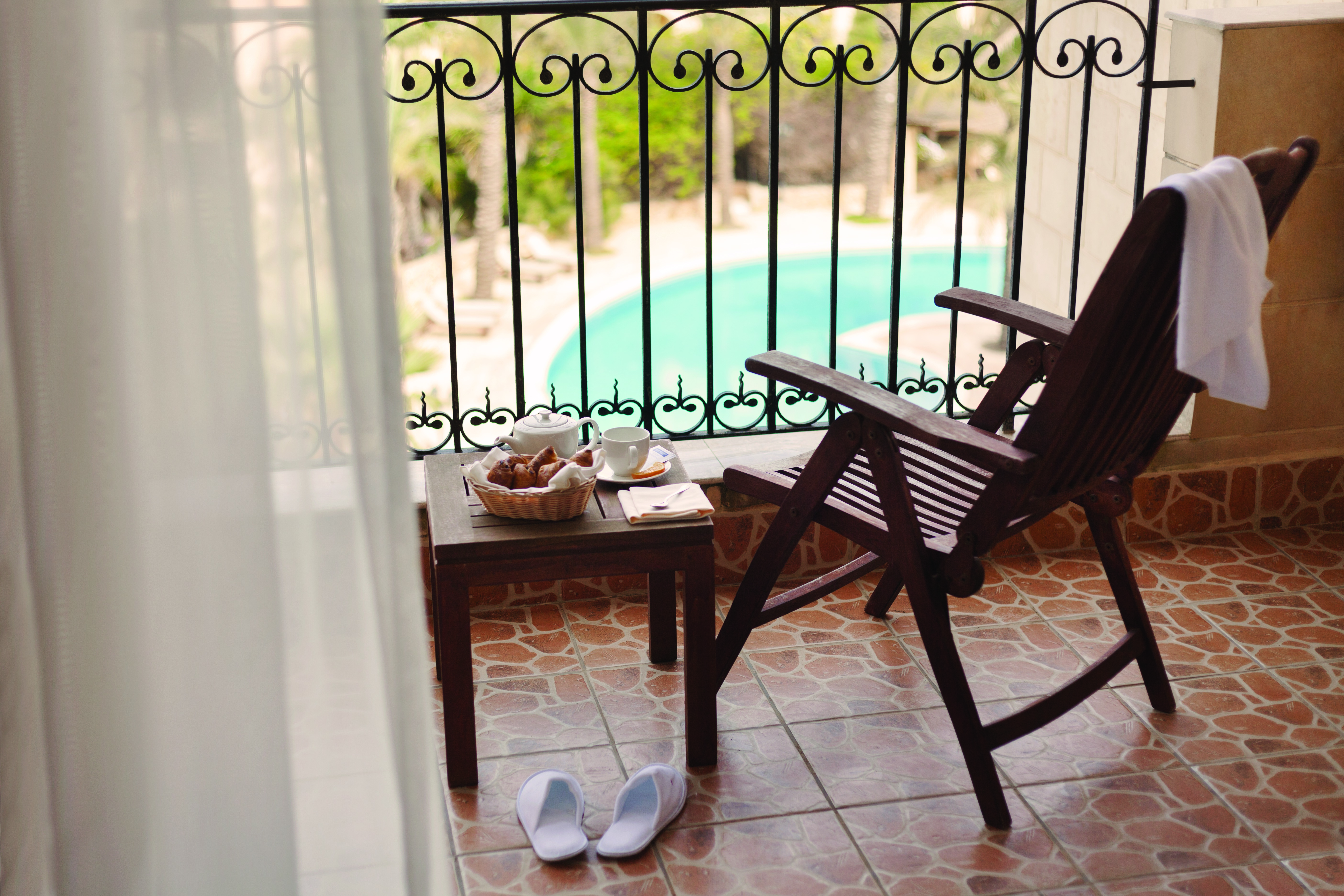 Double Deluxe Pool View