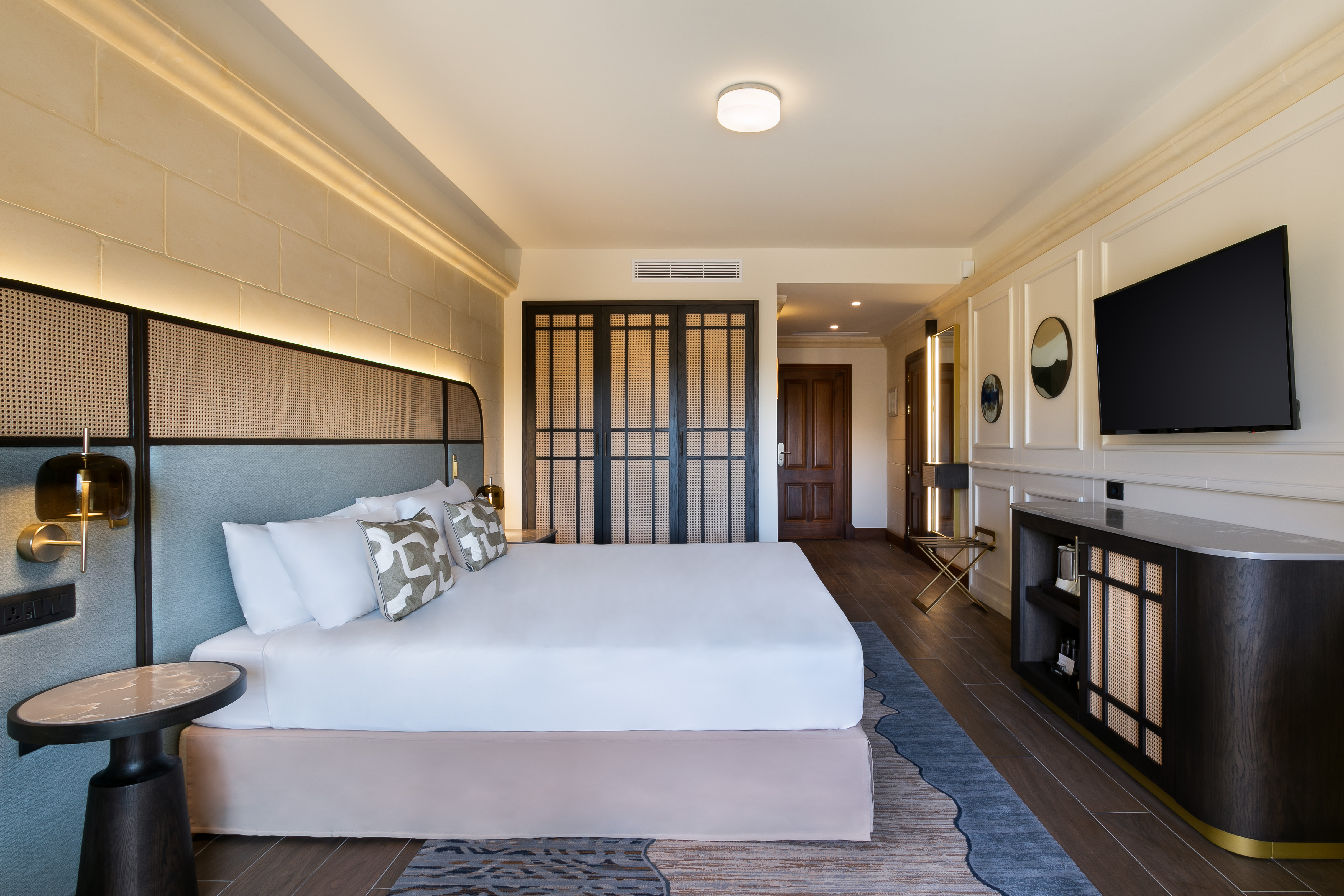 Double or Twin Deluxe