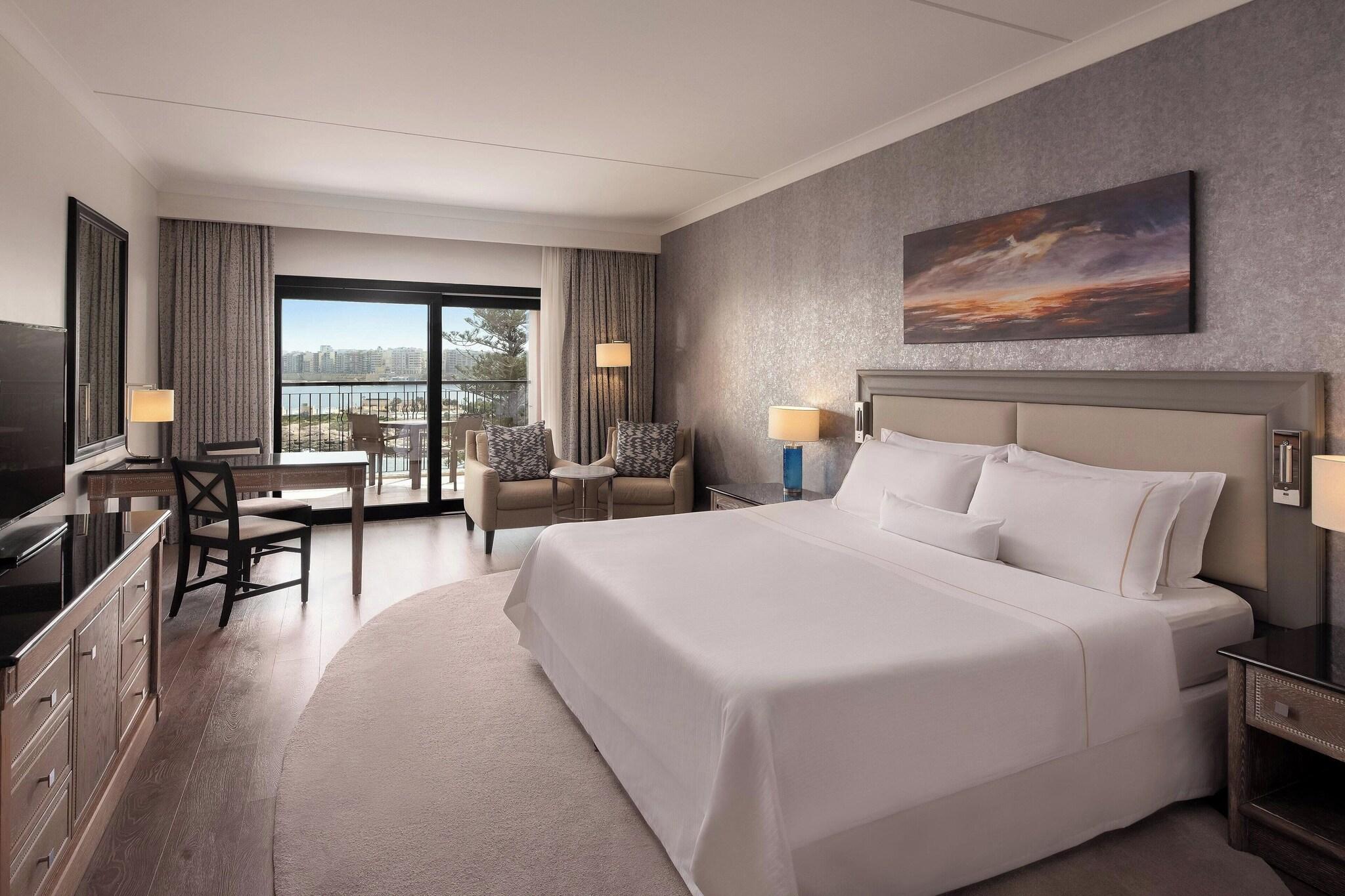 Double Sea View King Bed