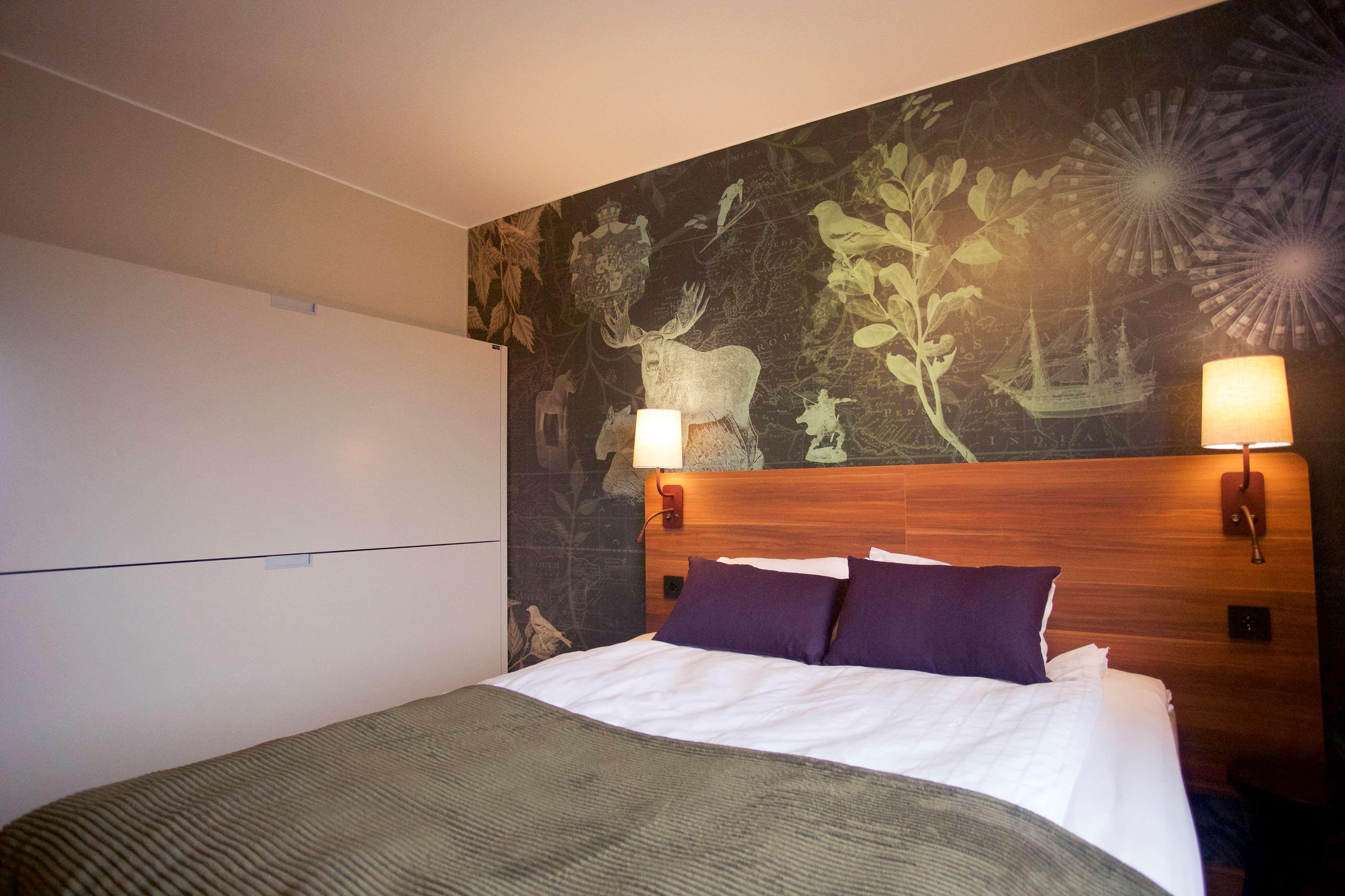 Family Room Capacity 4