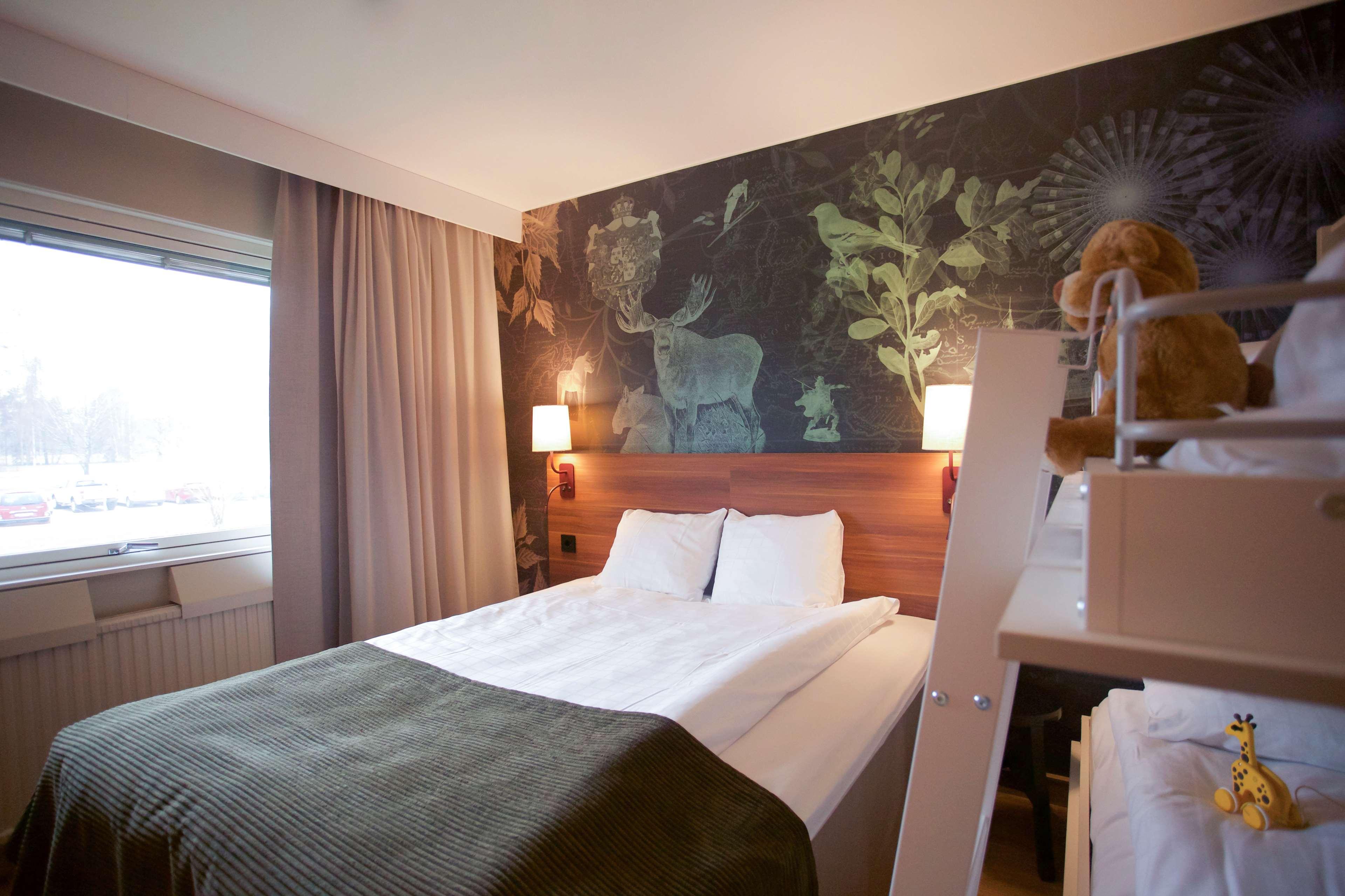 Family Room Capacity 4