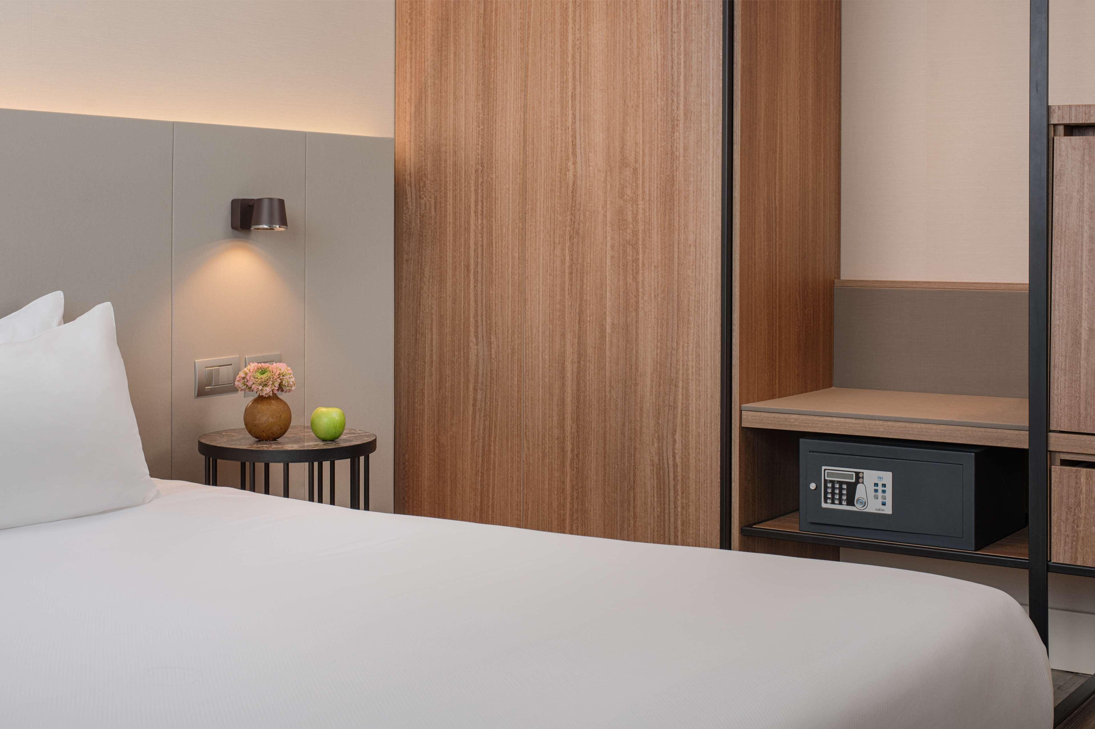 Double Superior with Views