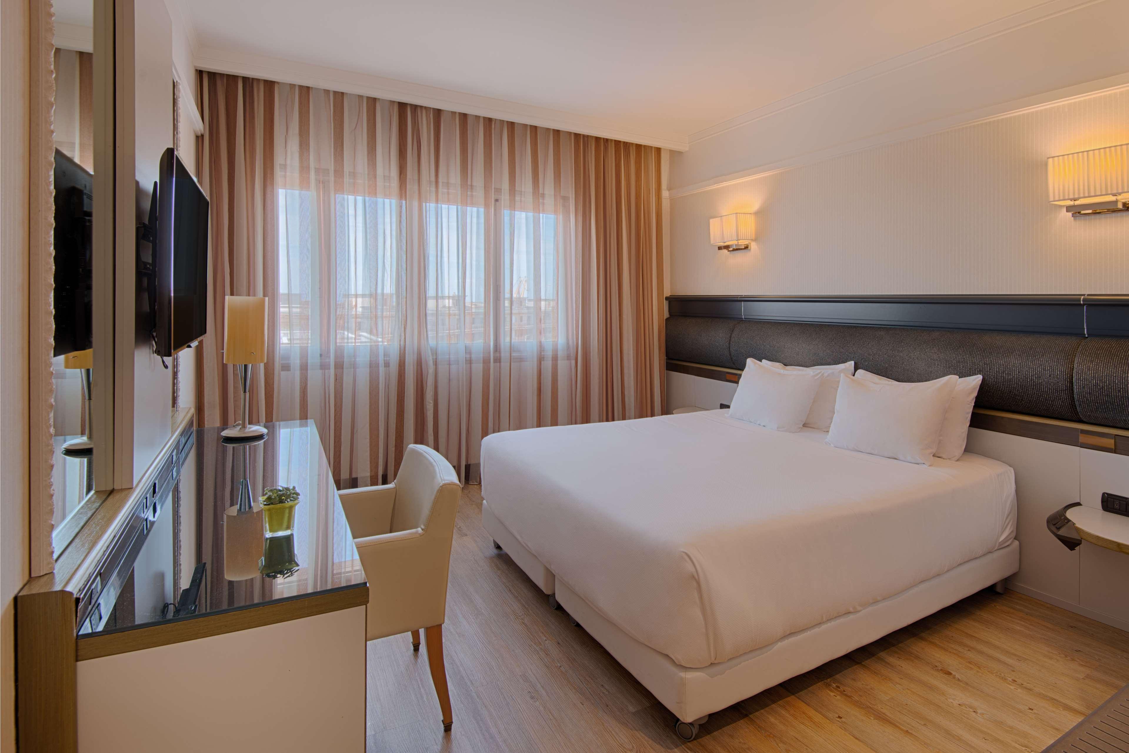 Family Room Connecting Room