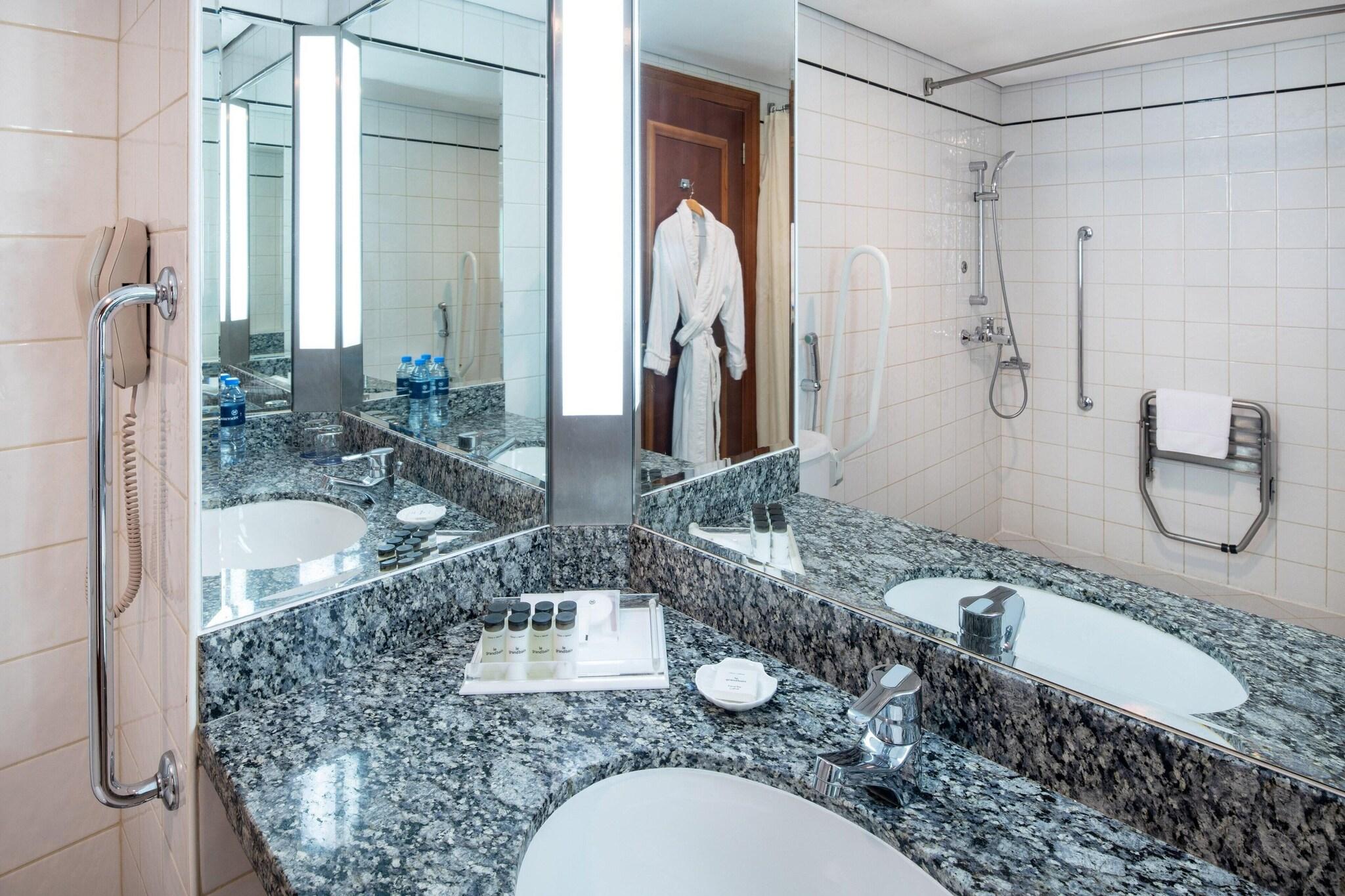 Junior Suite King Bed Non Smoking