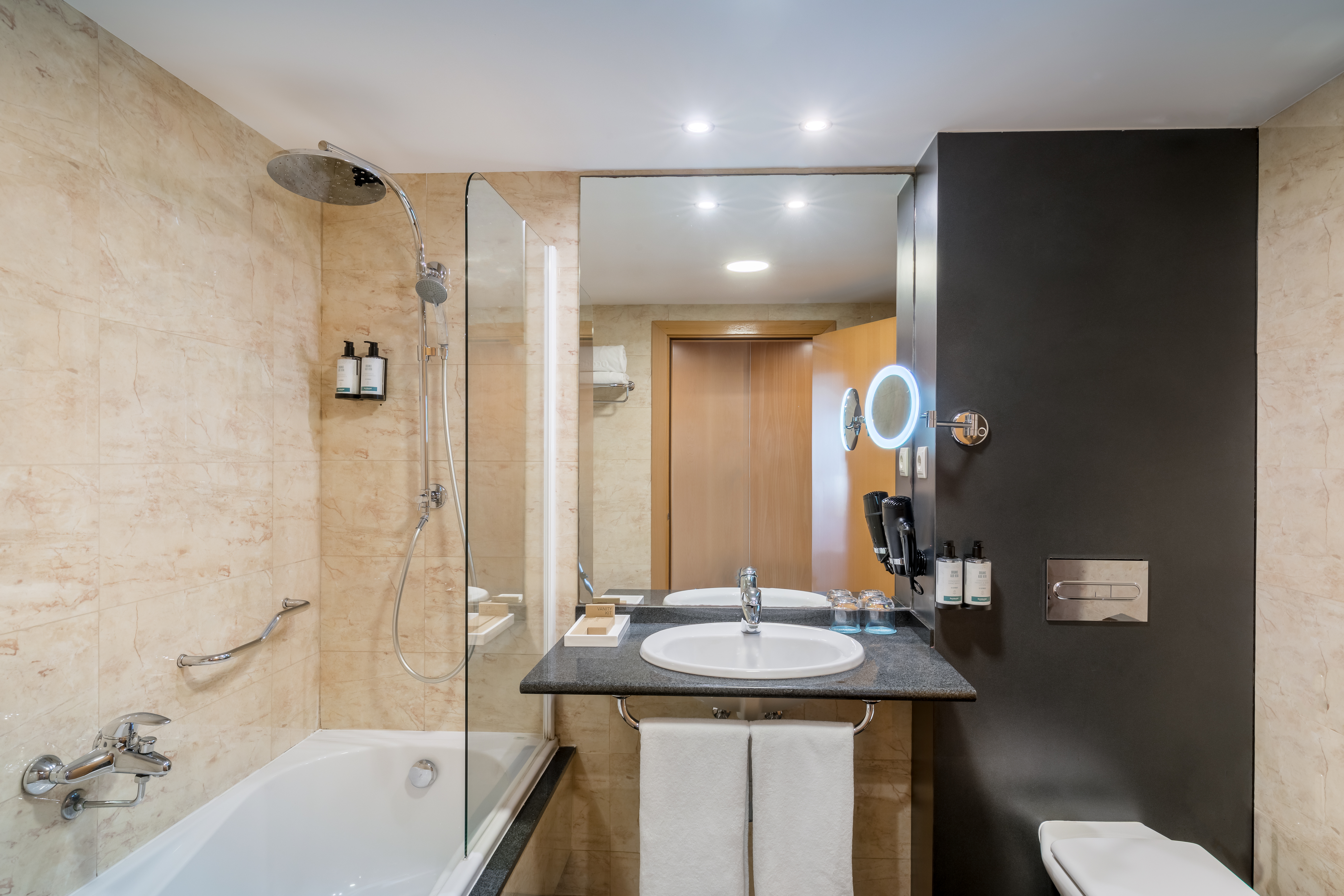 Double or Twin Superior Sea View