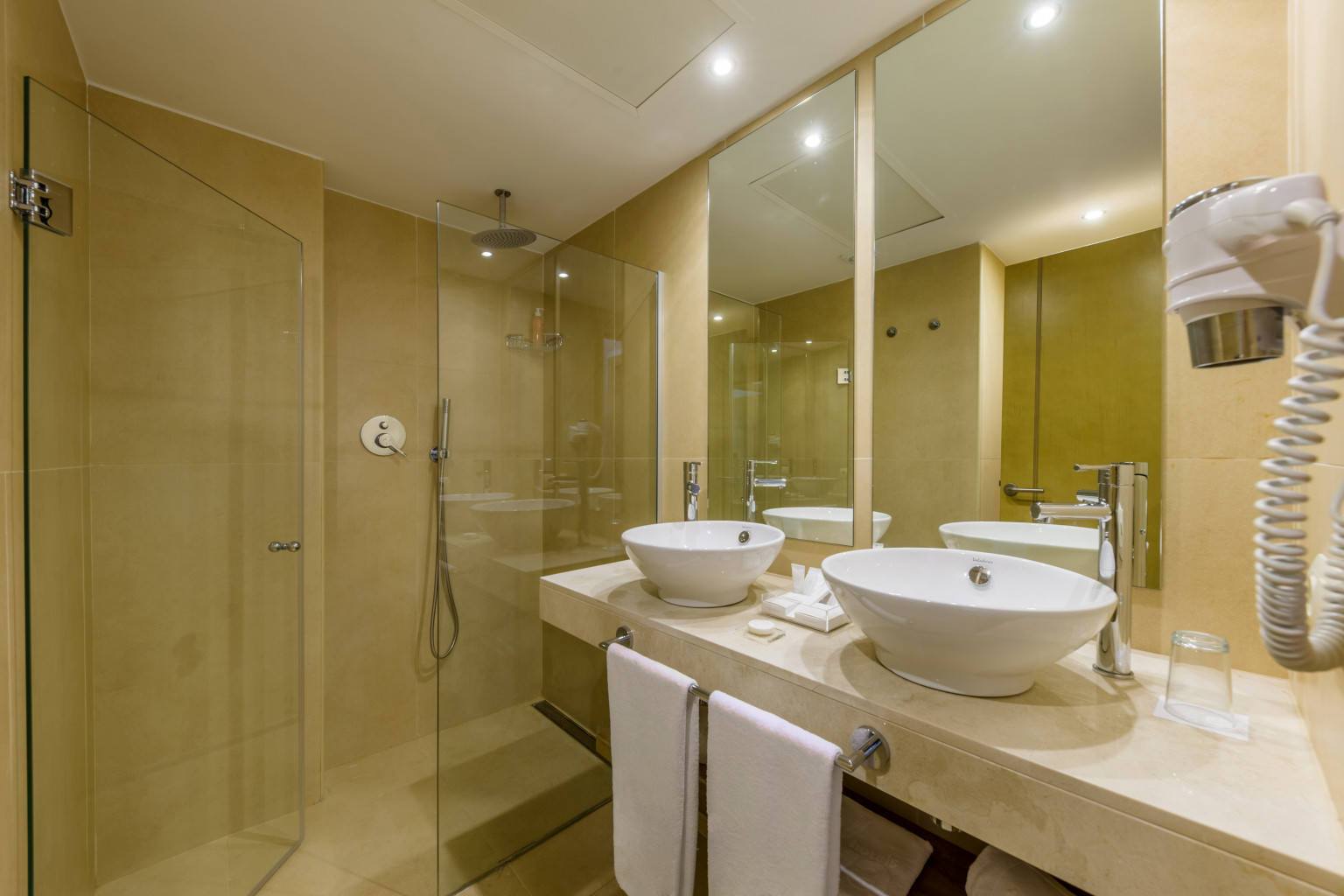 Family Room Superior