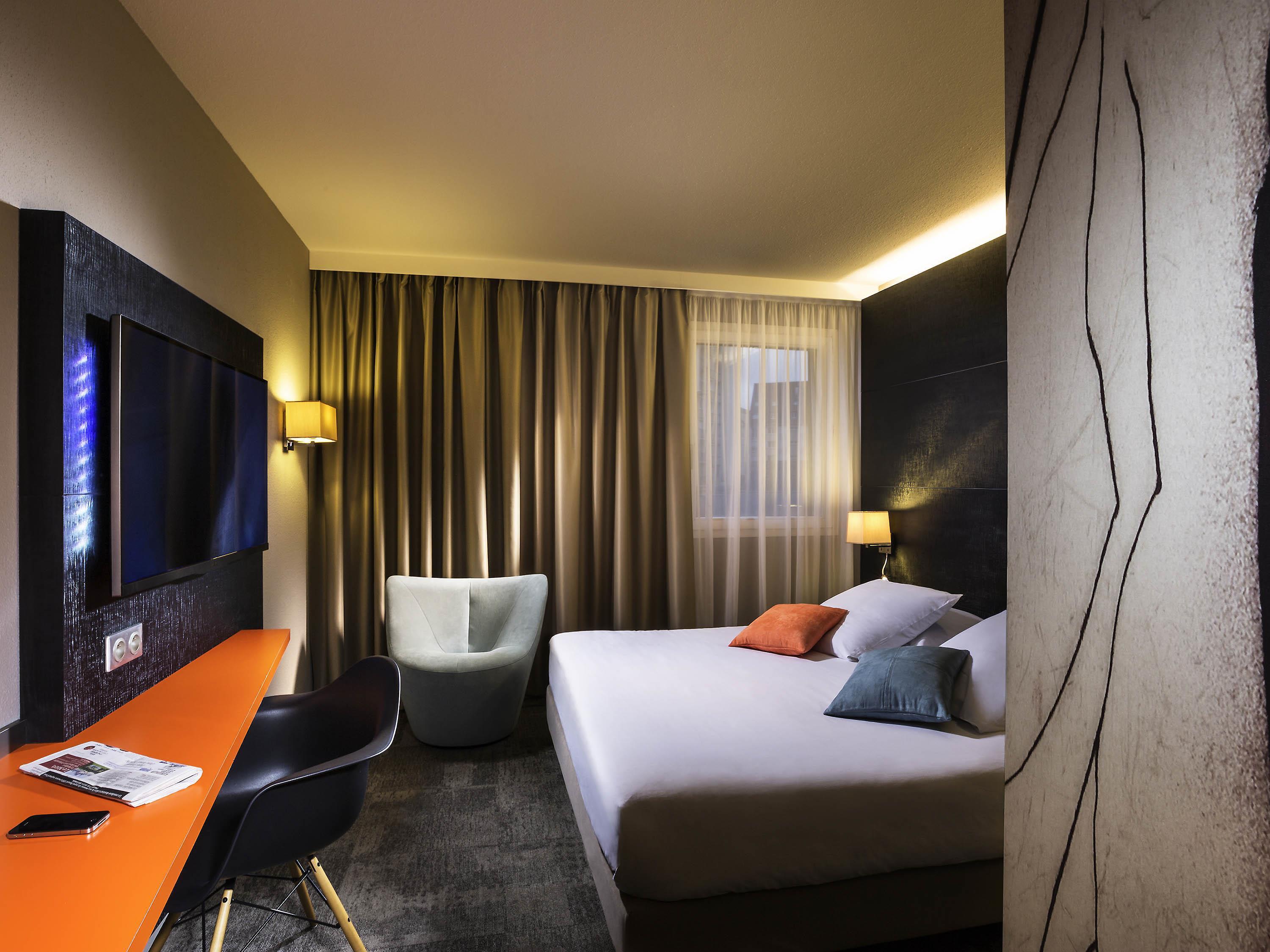 Double Classic Double Bed