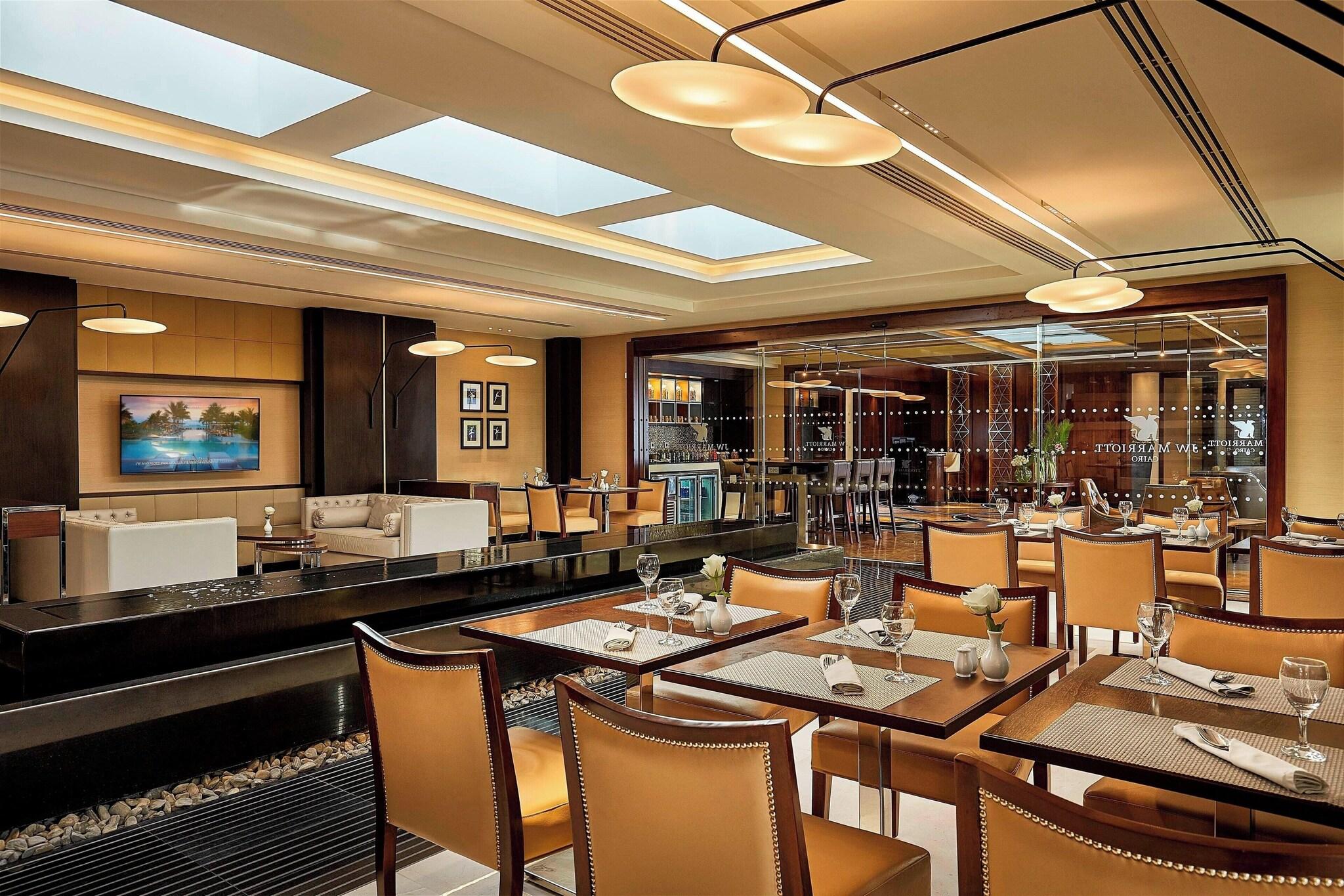 Double Executive King Bed