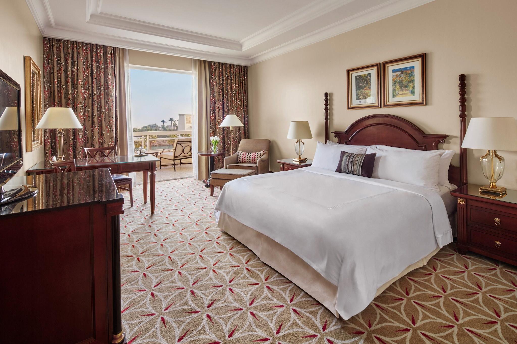 Double Executive King Bed