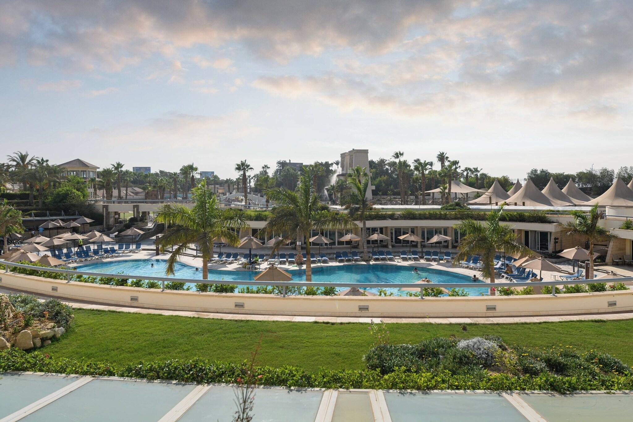 Quadruple Deluxe Garden View