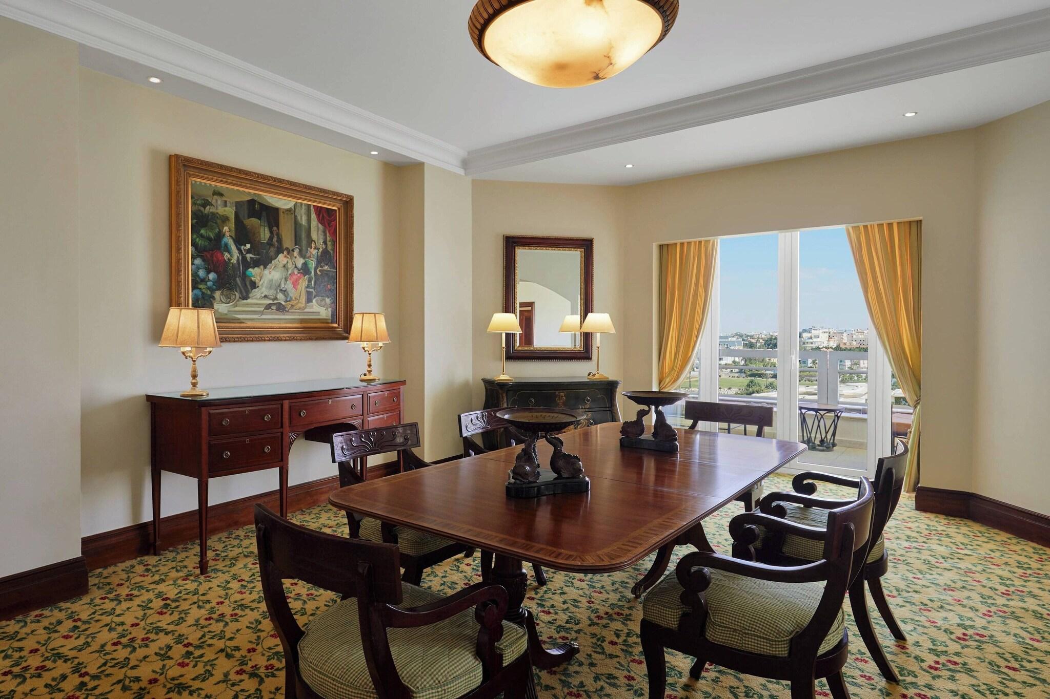 Suite Presidential with Views