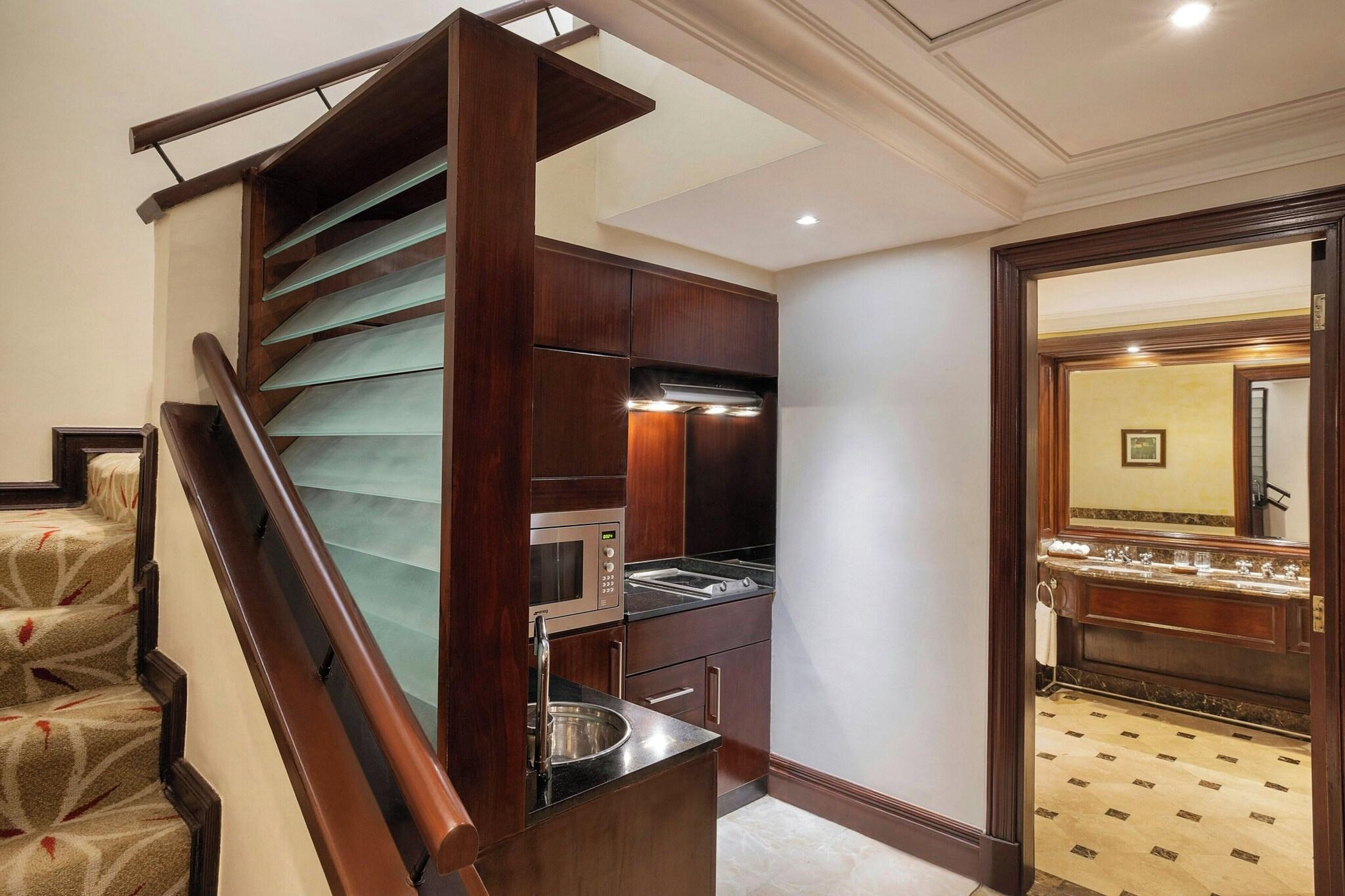 Double Duplex with Views