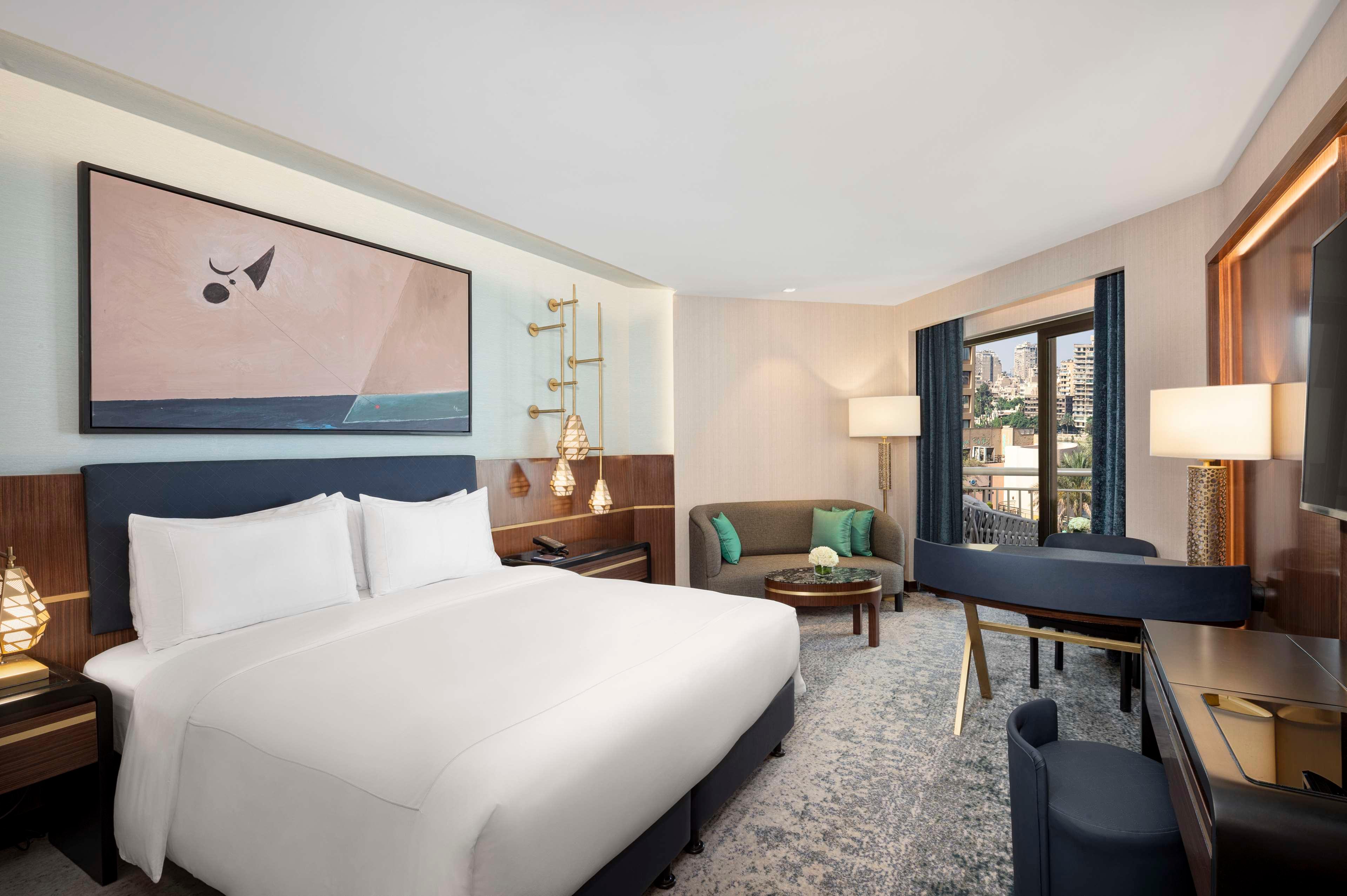 Room Connecting Room