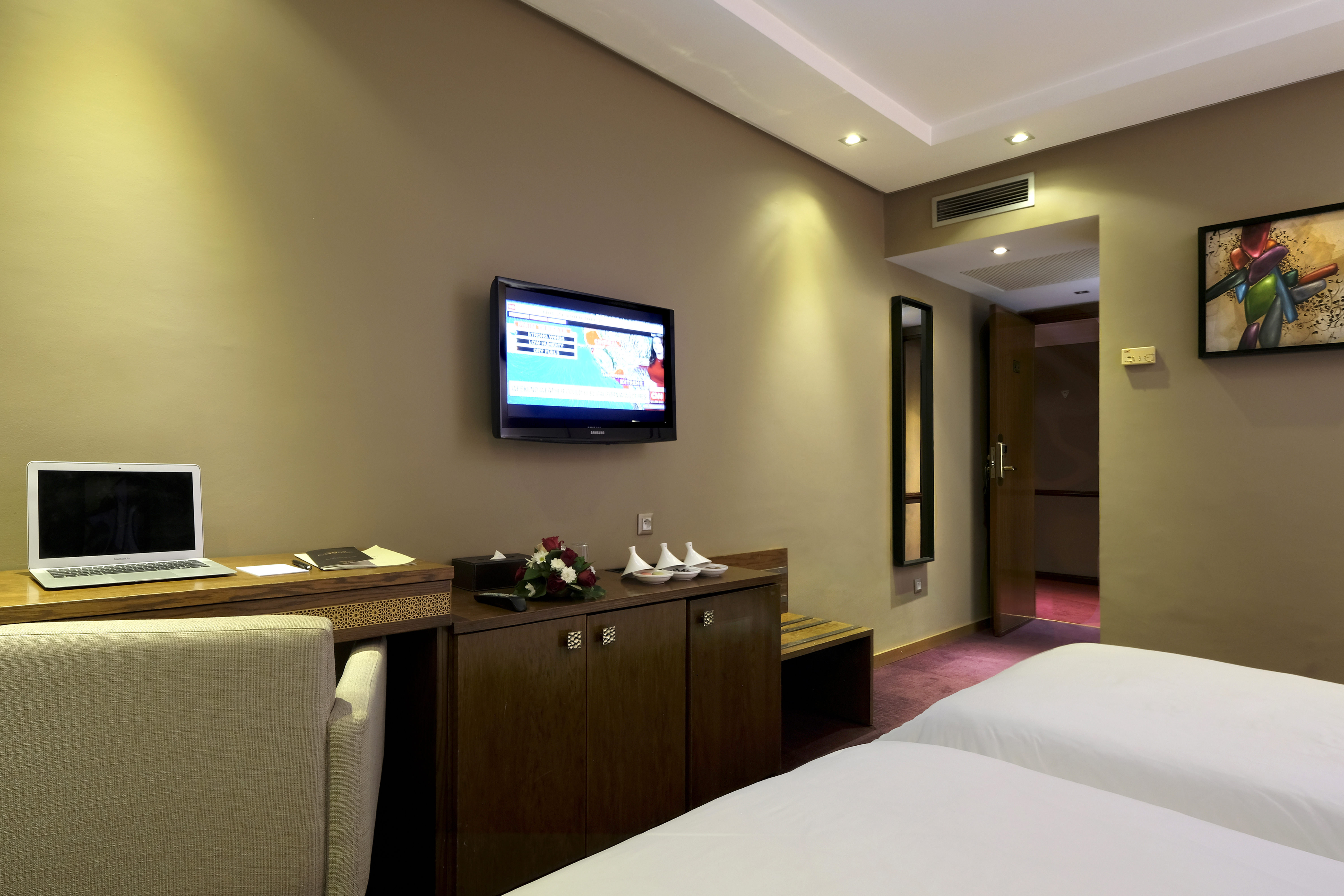 Twin One Bedroom One Bathroom