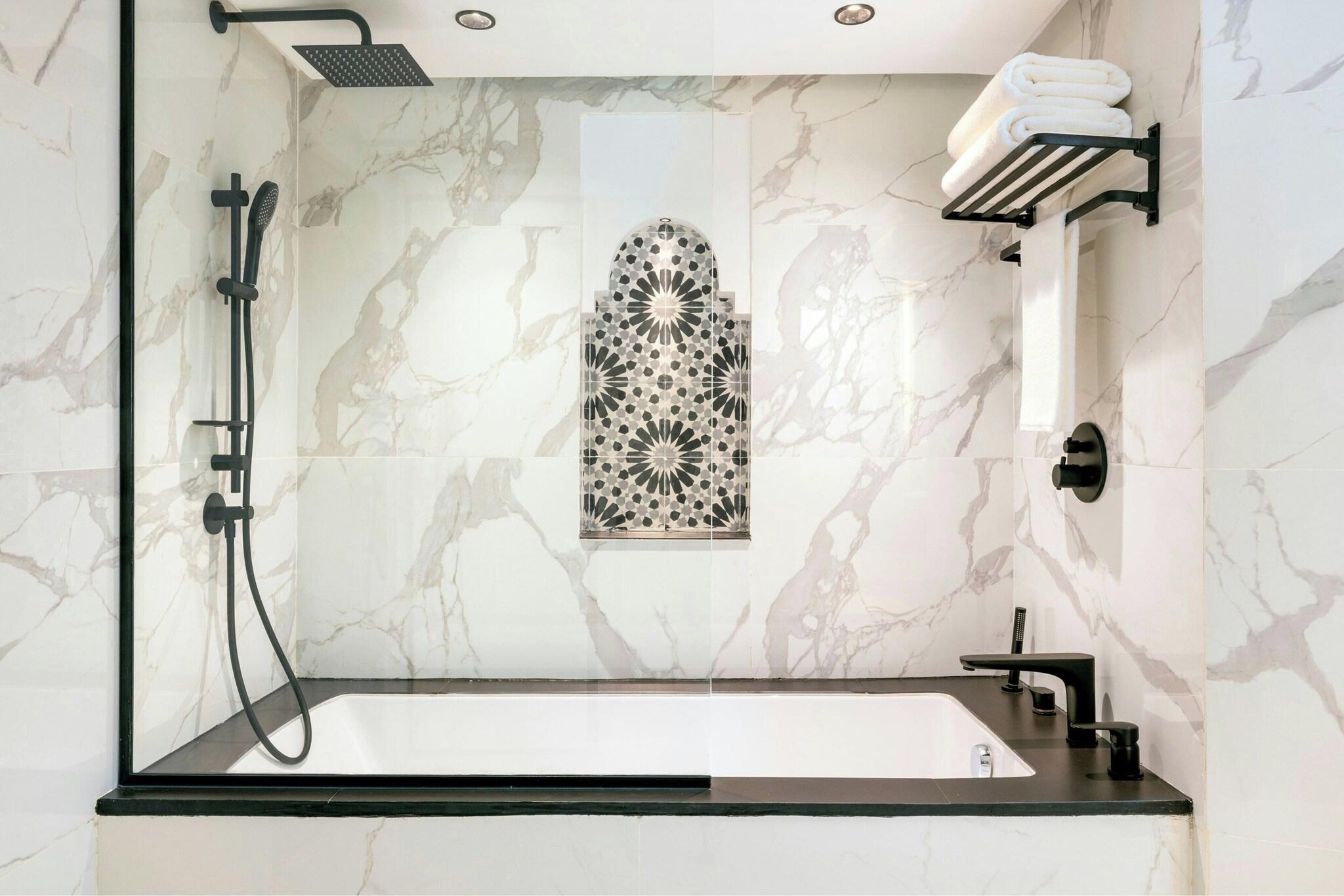 Suite King Bed One Bedroom 