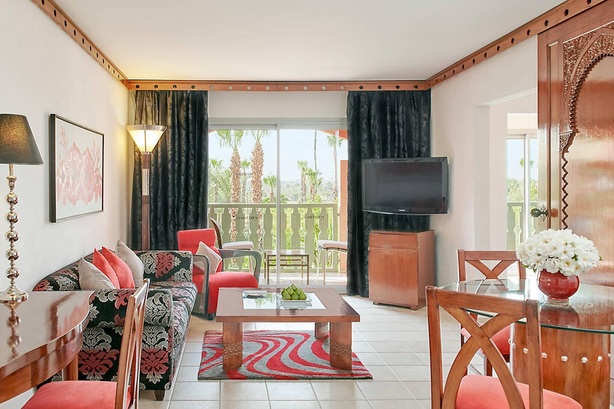 Double Garden View King Bed