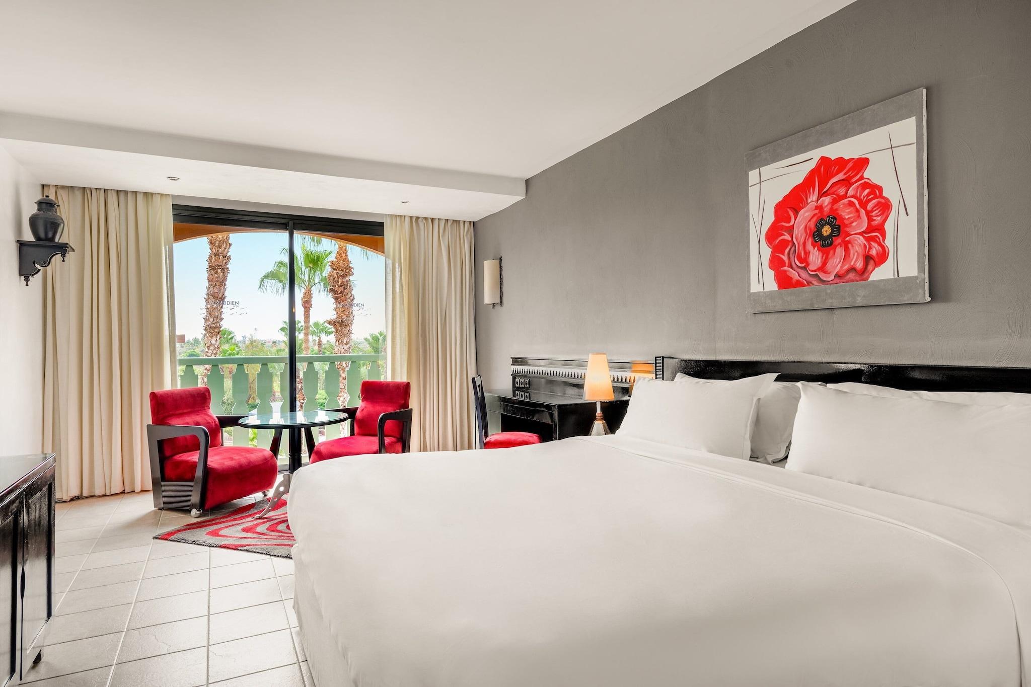 Double Garden View King Bed