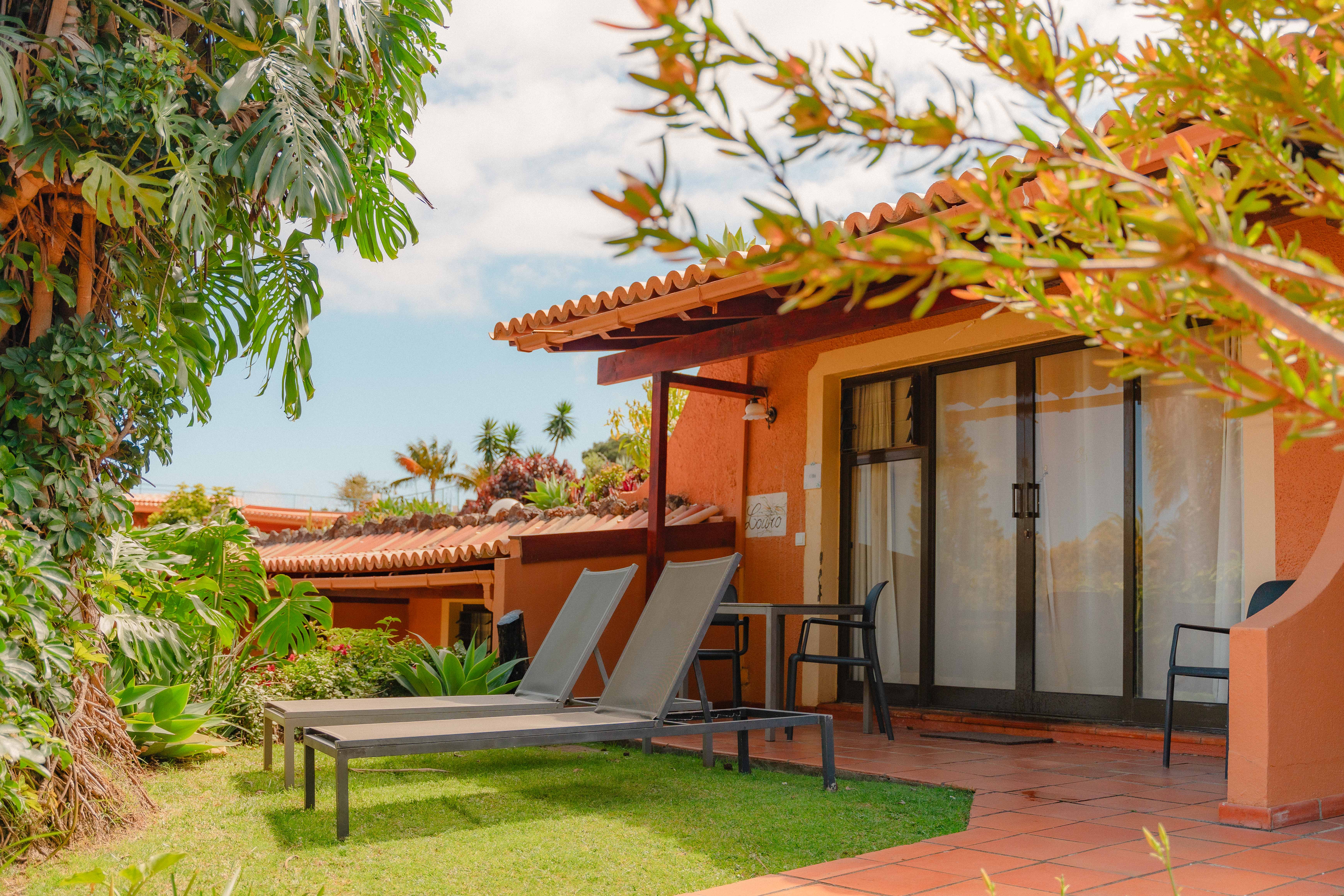 Studio Side Sea View