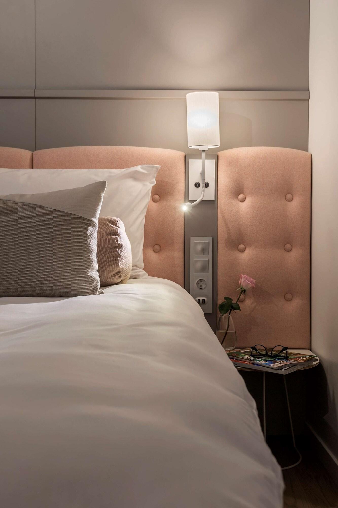 Double Executive King Bed