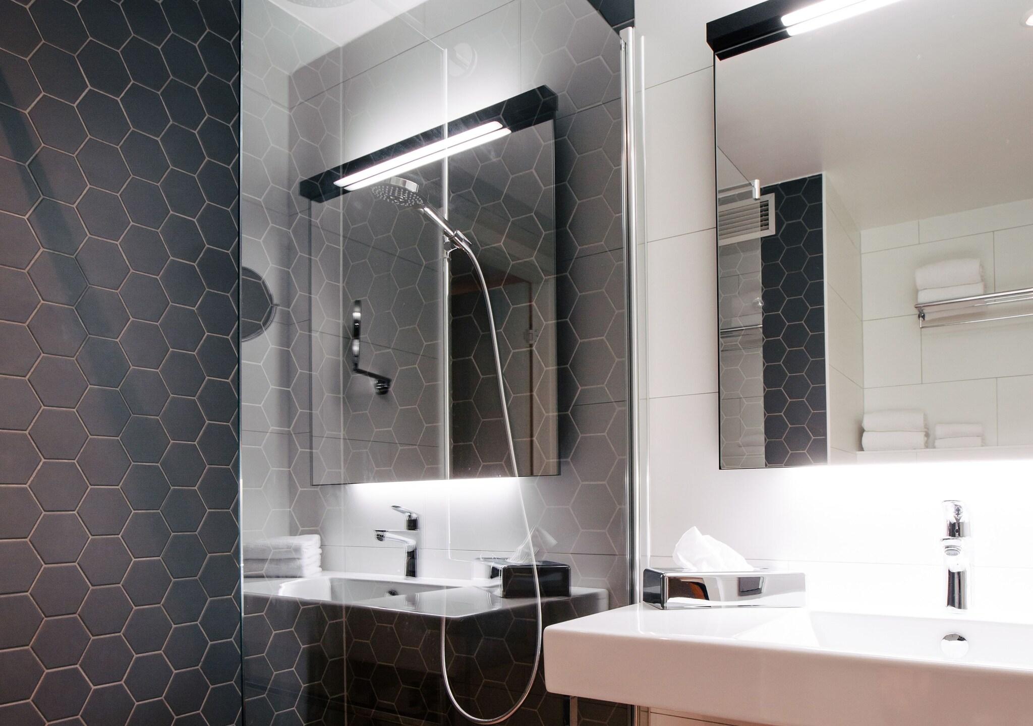 Double Executive King Bed