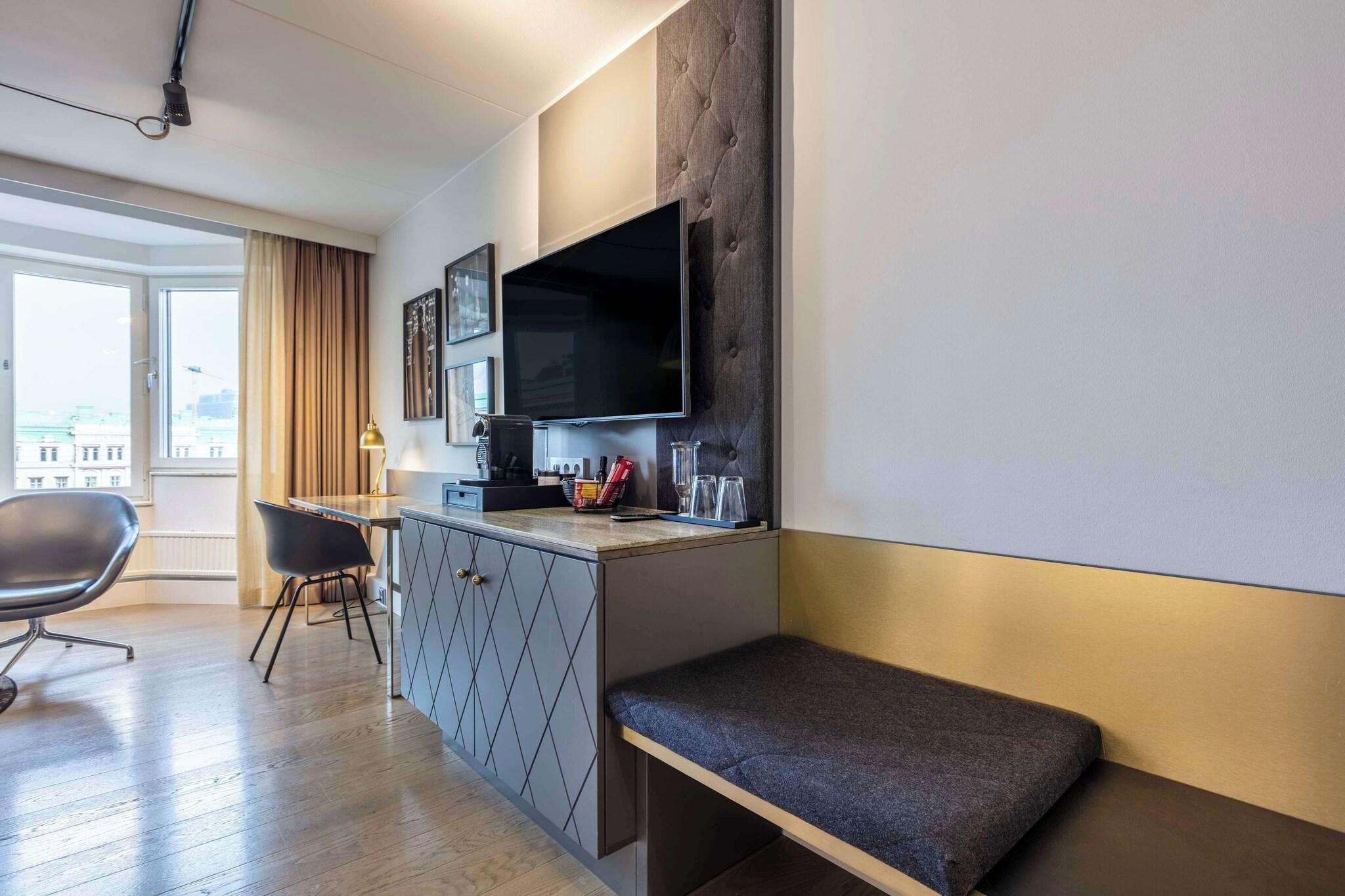 Double Executive King Bed