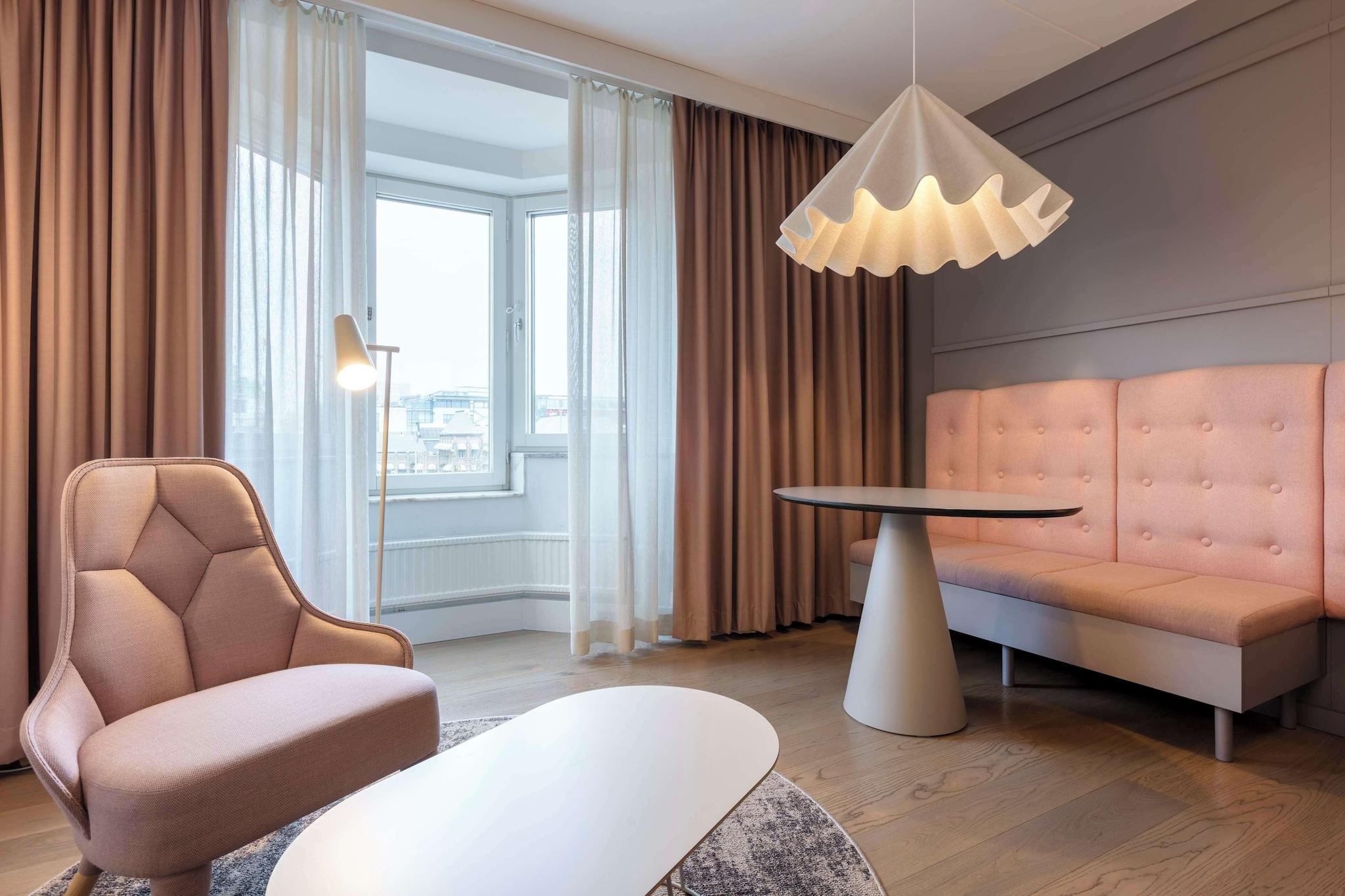 Double Executive King Bed