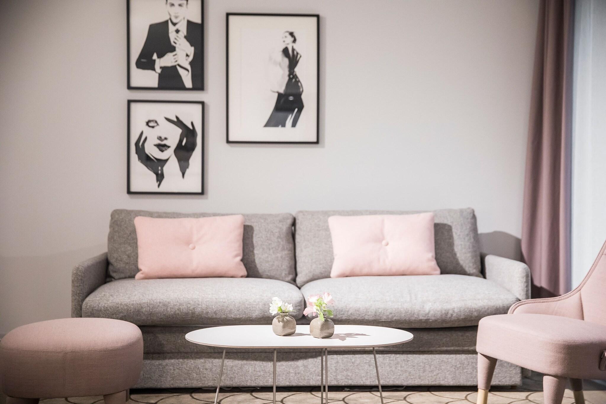 Junior Suite King Size Bed