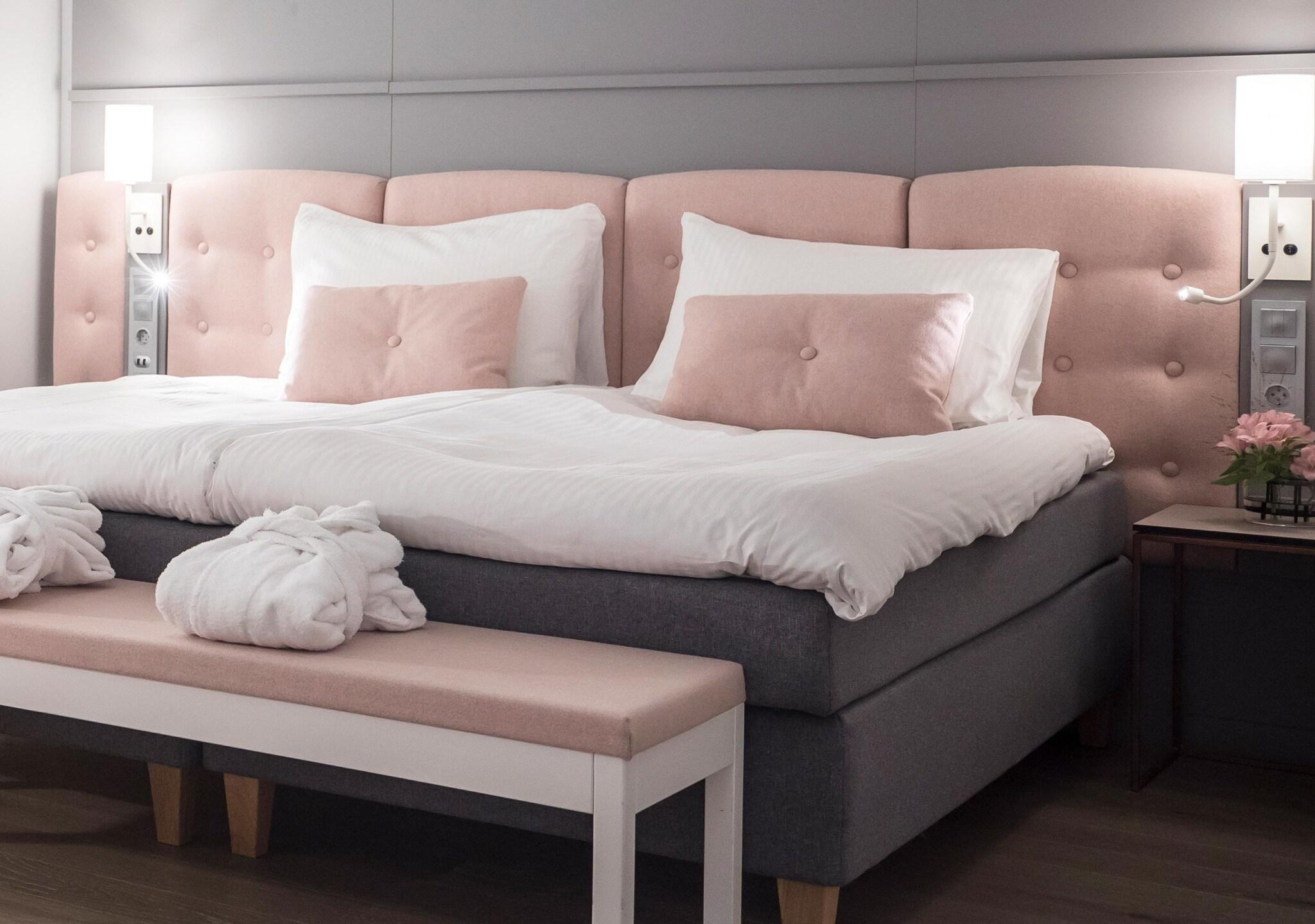 Junior Suite King Size Bed