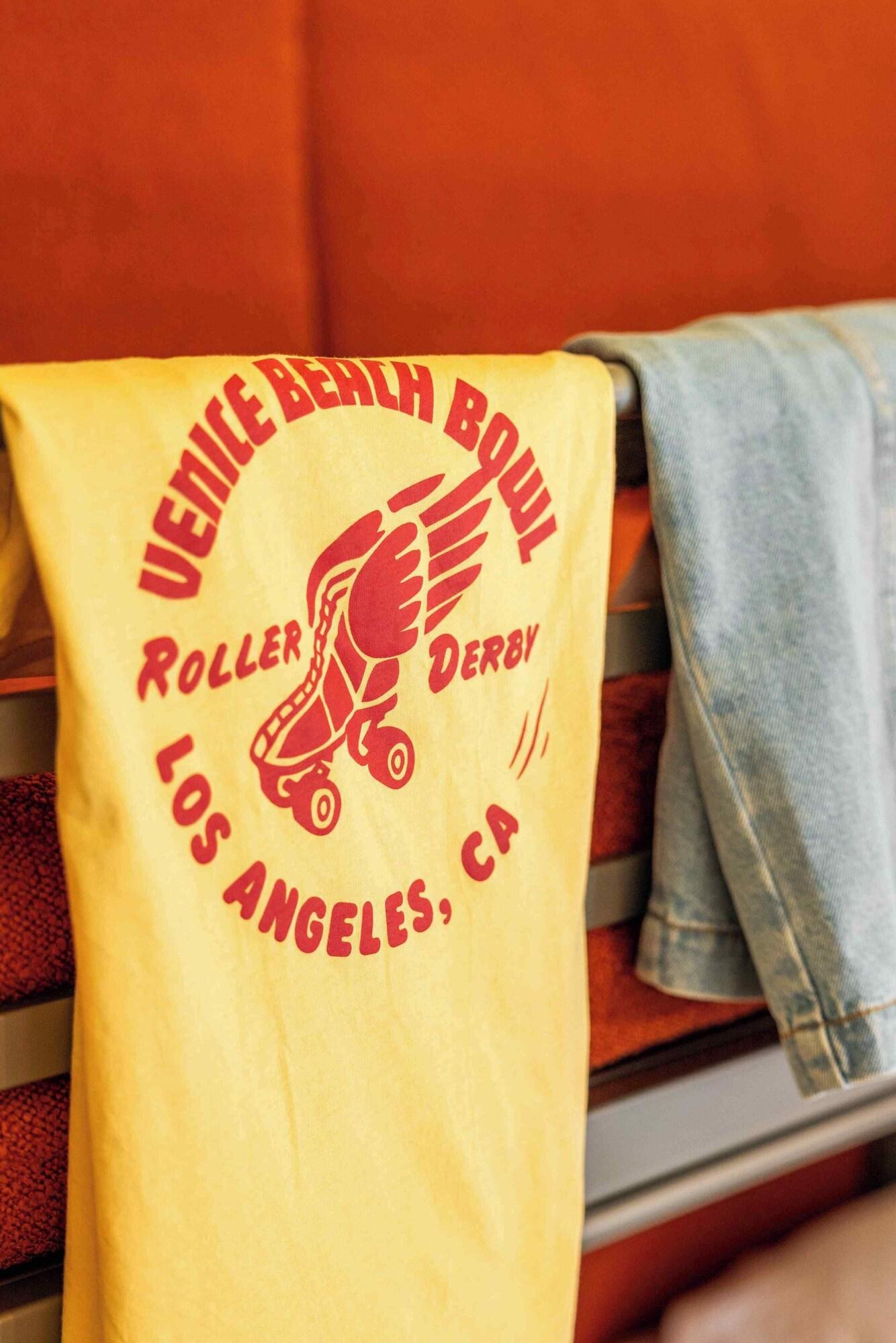 Family Room Queen Size Bed