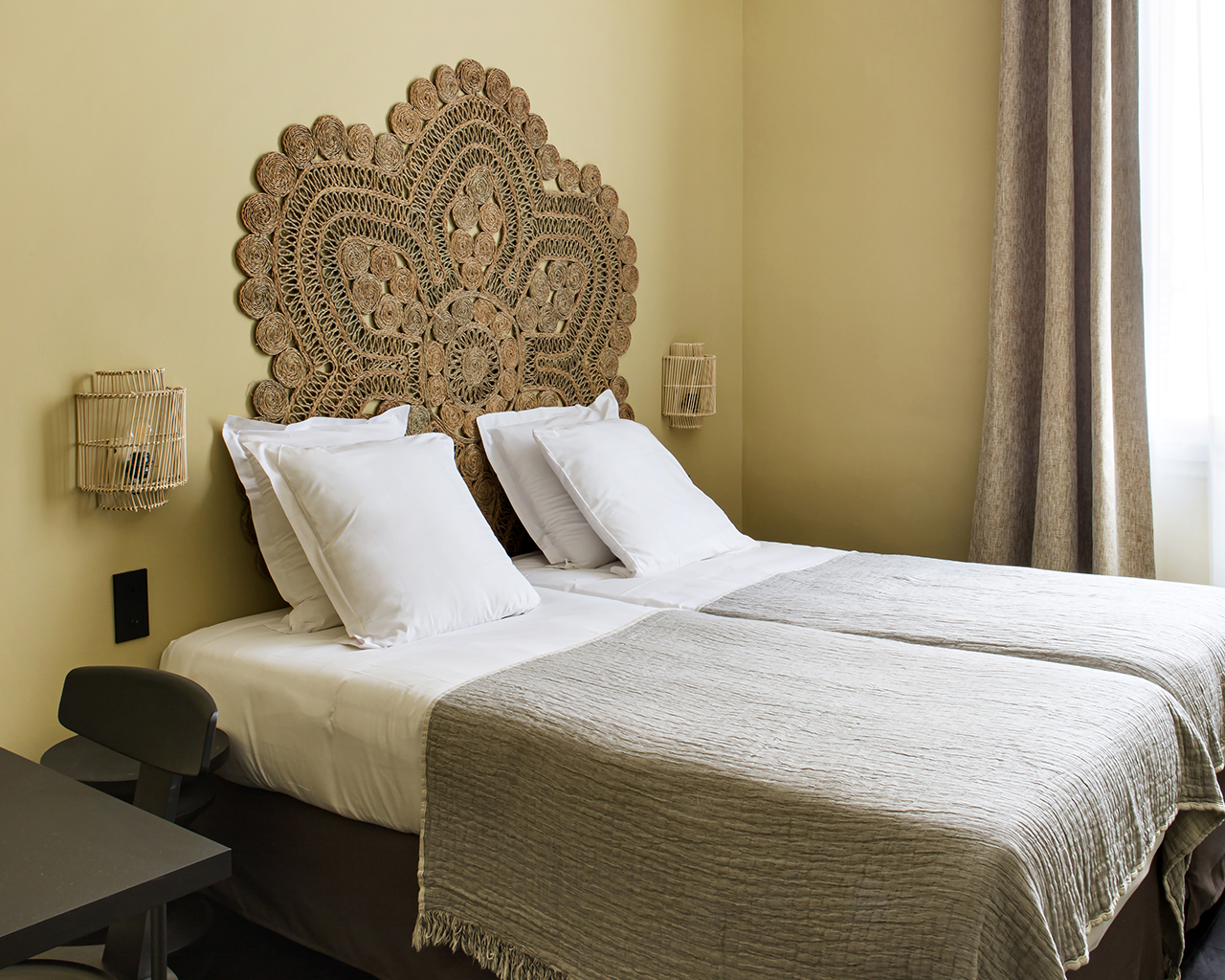 Double or Twin Standard