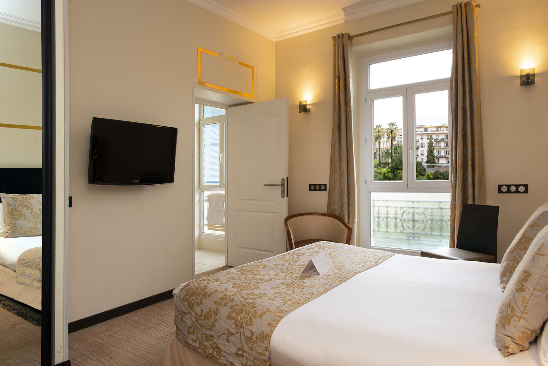 Double Partial Sea View