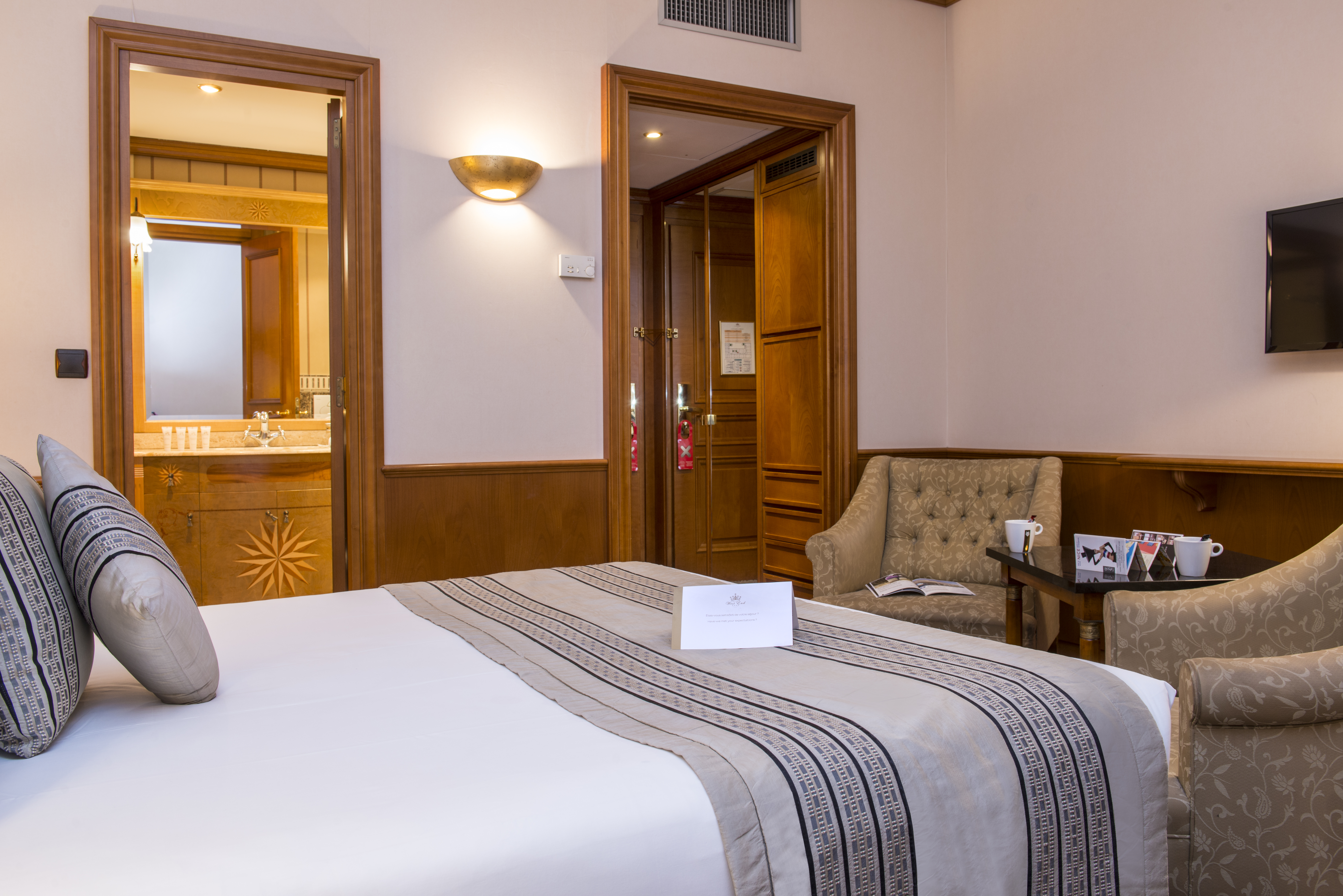 Single Classic City View