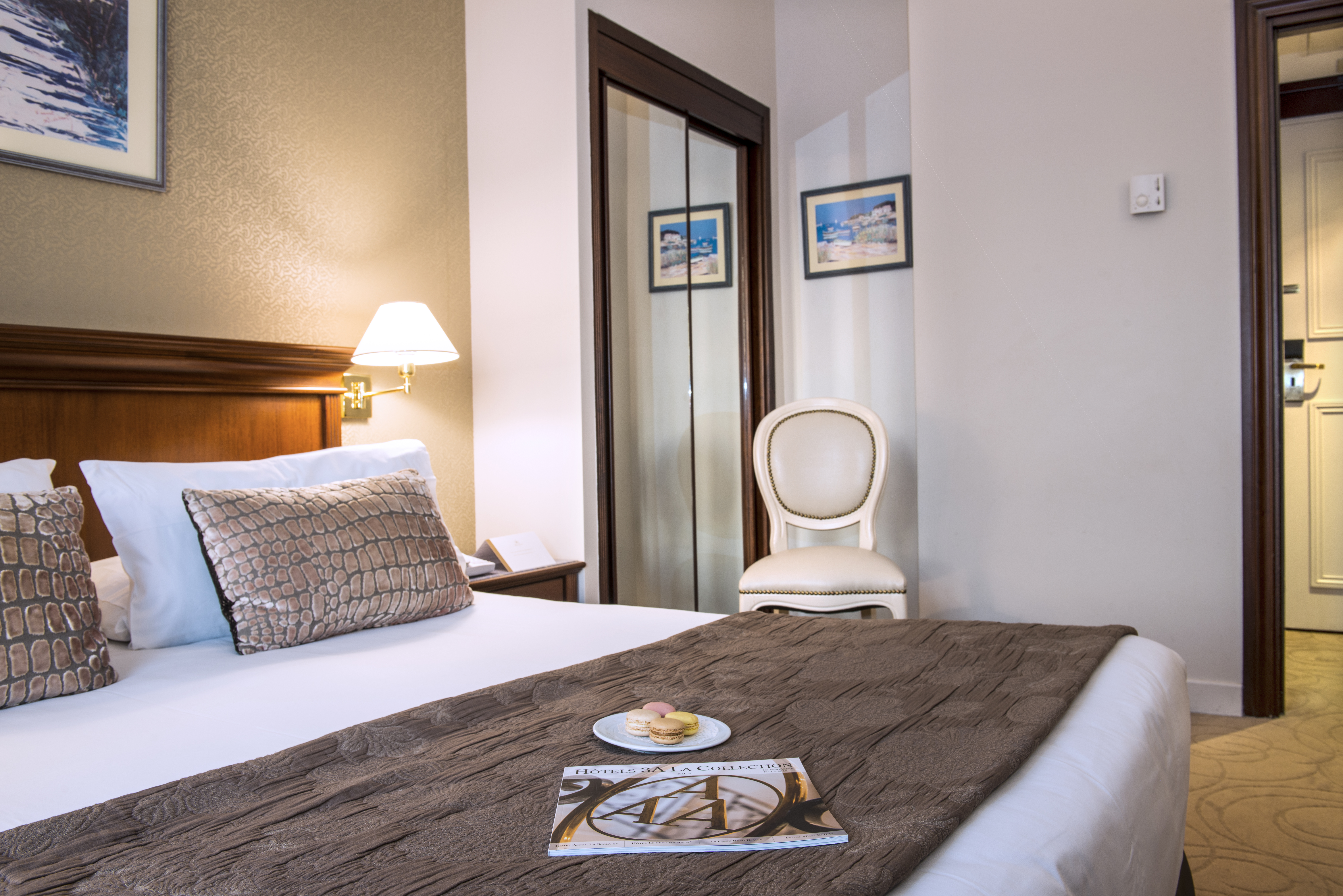 Double Partial Sea View