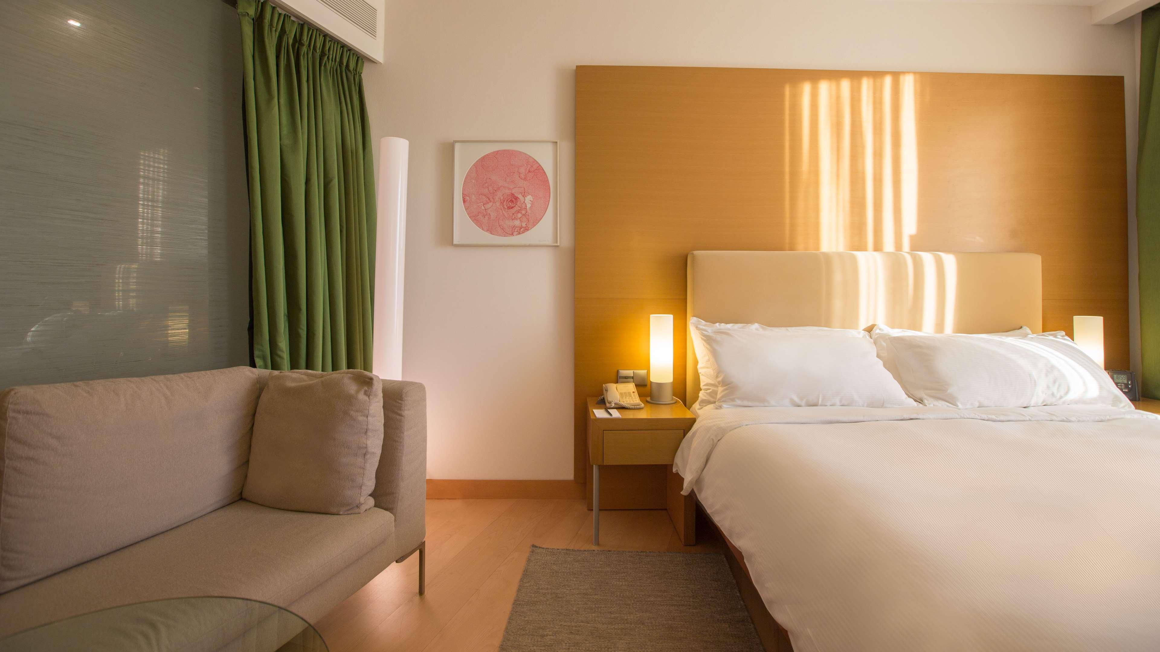 Double Executive King Bed