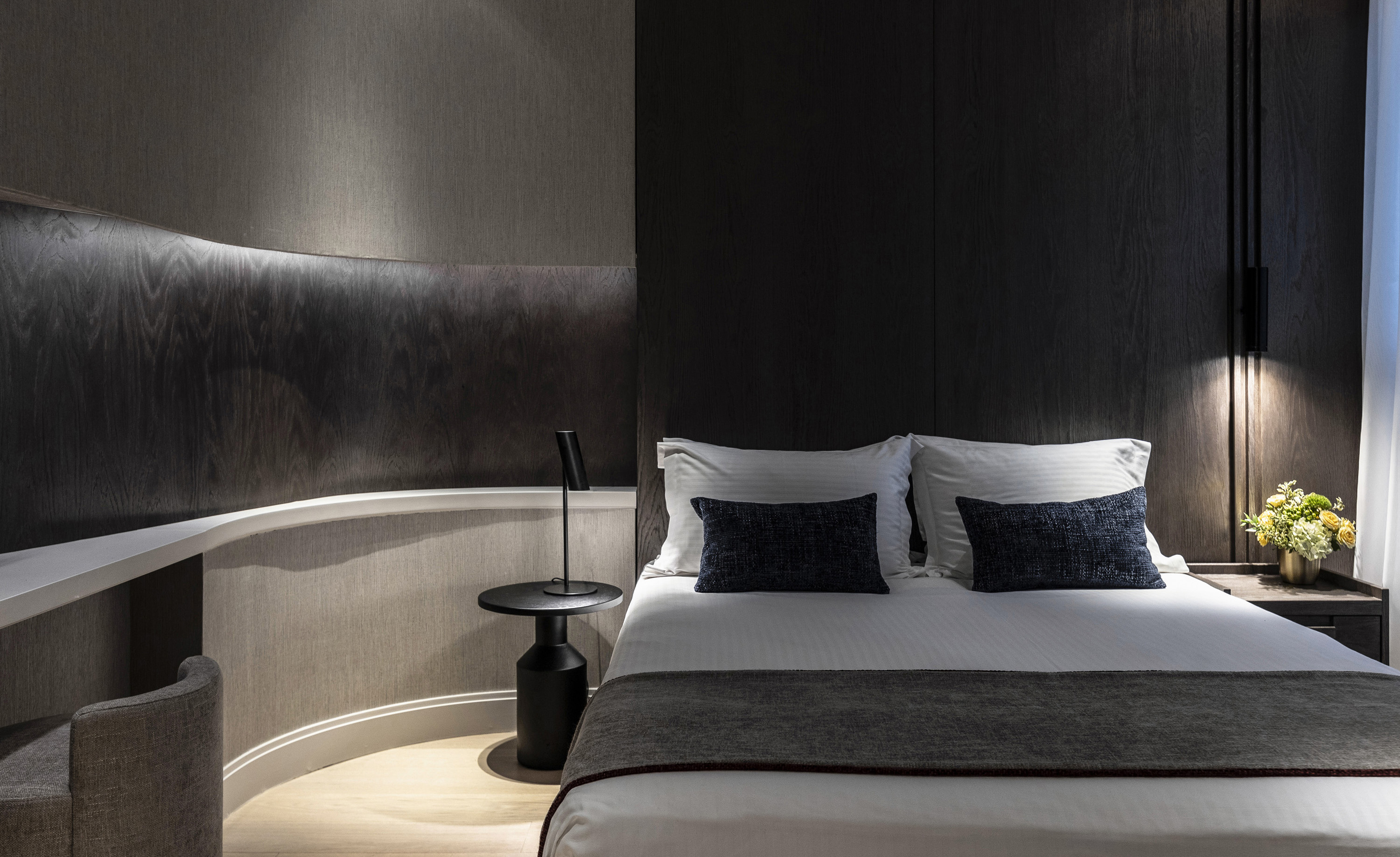 Double Single Business