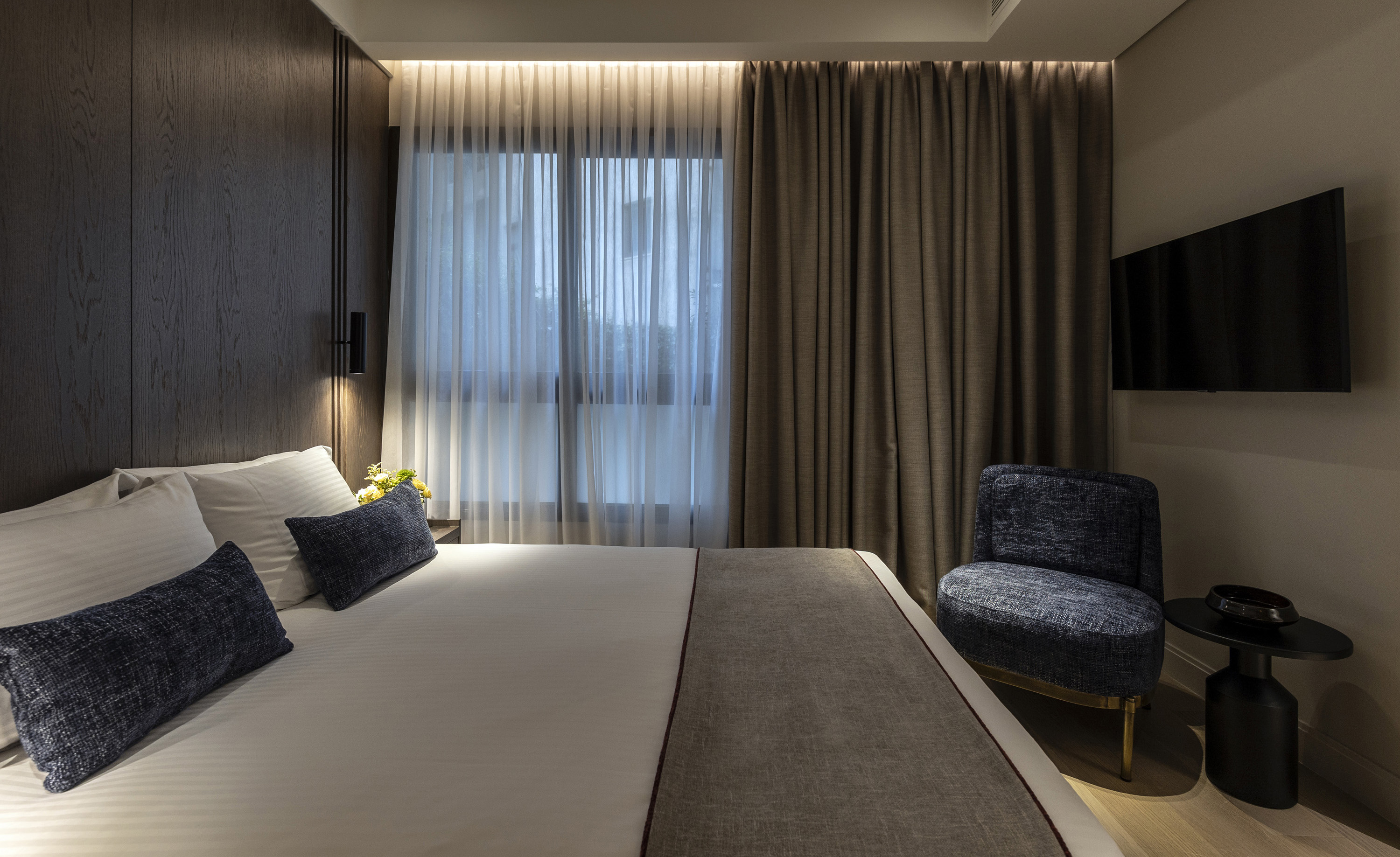 Double Single Business