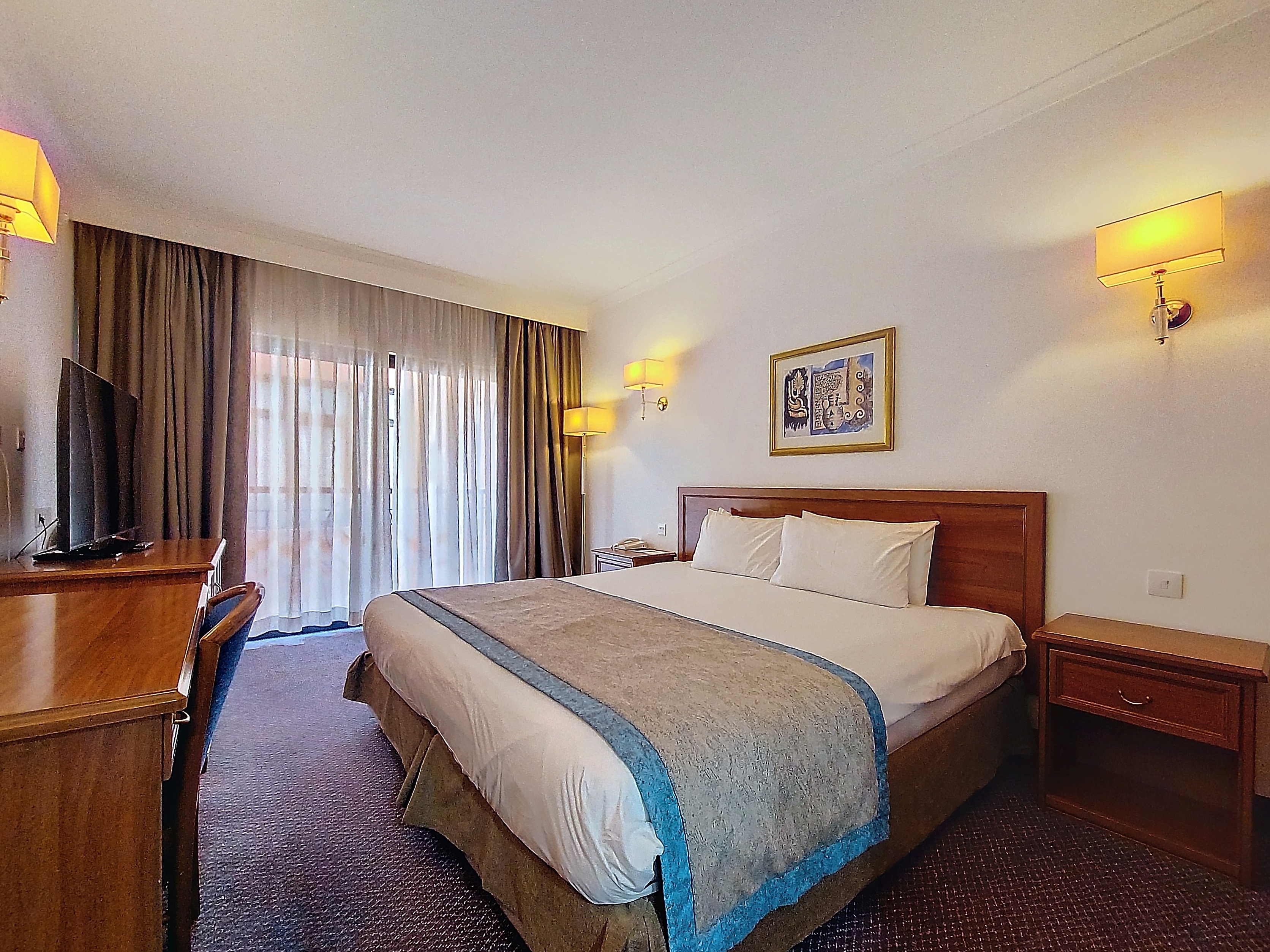 Double Classic King Bed