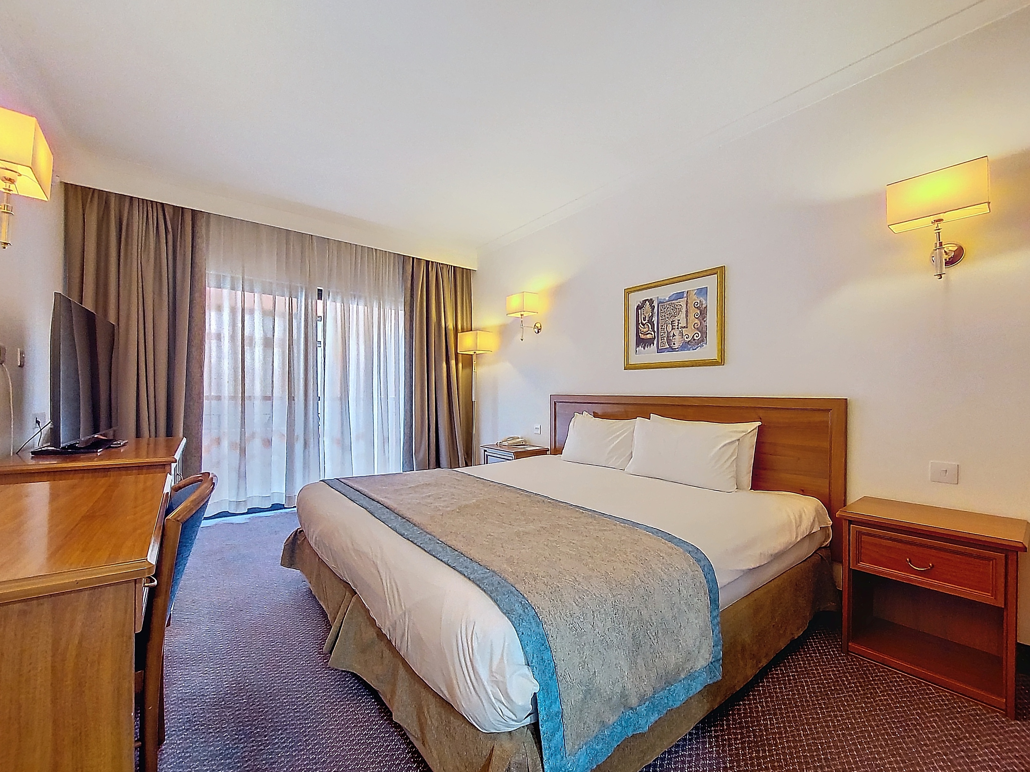 Double Classic King Bed