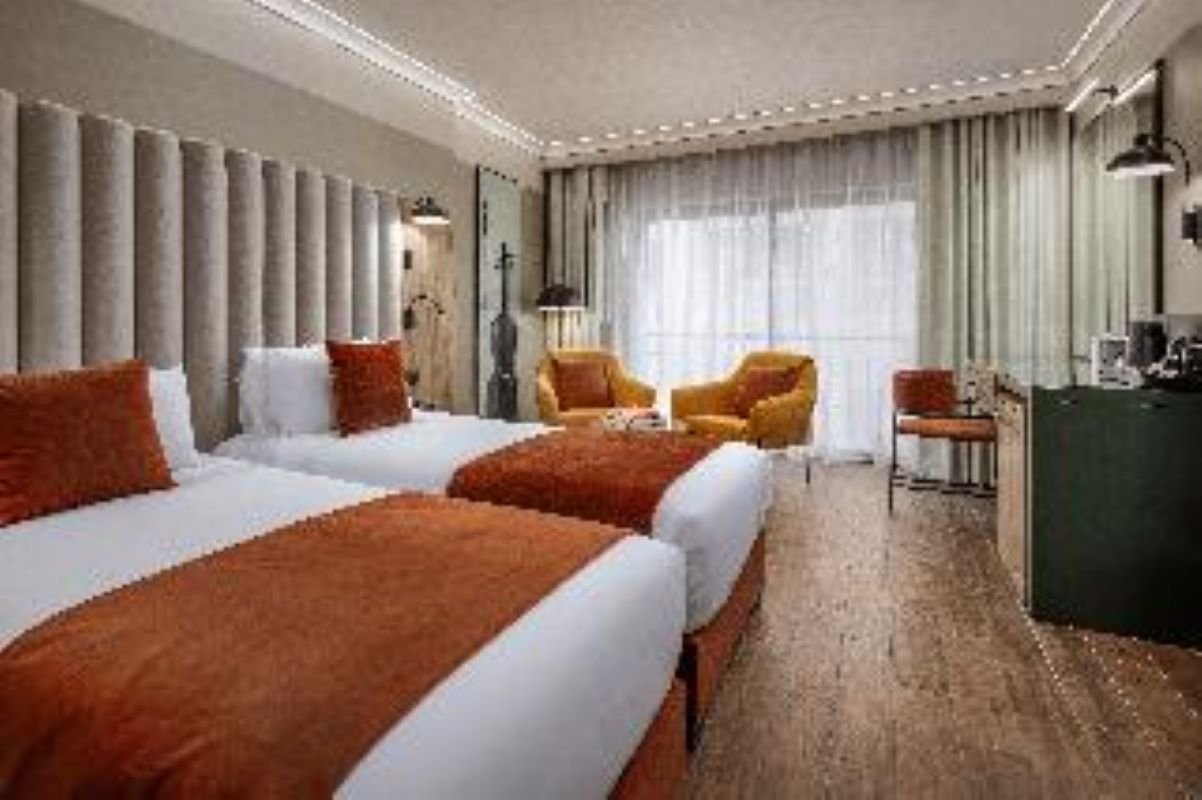 Double or Twin Standard