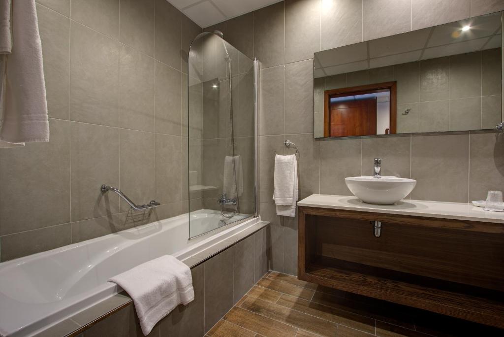 Double or Twin Comfort Sea View