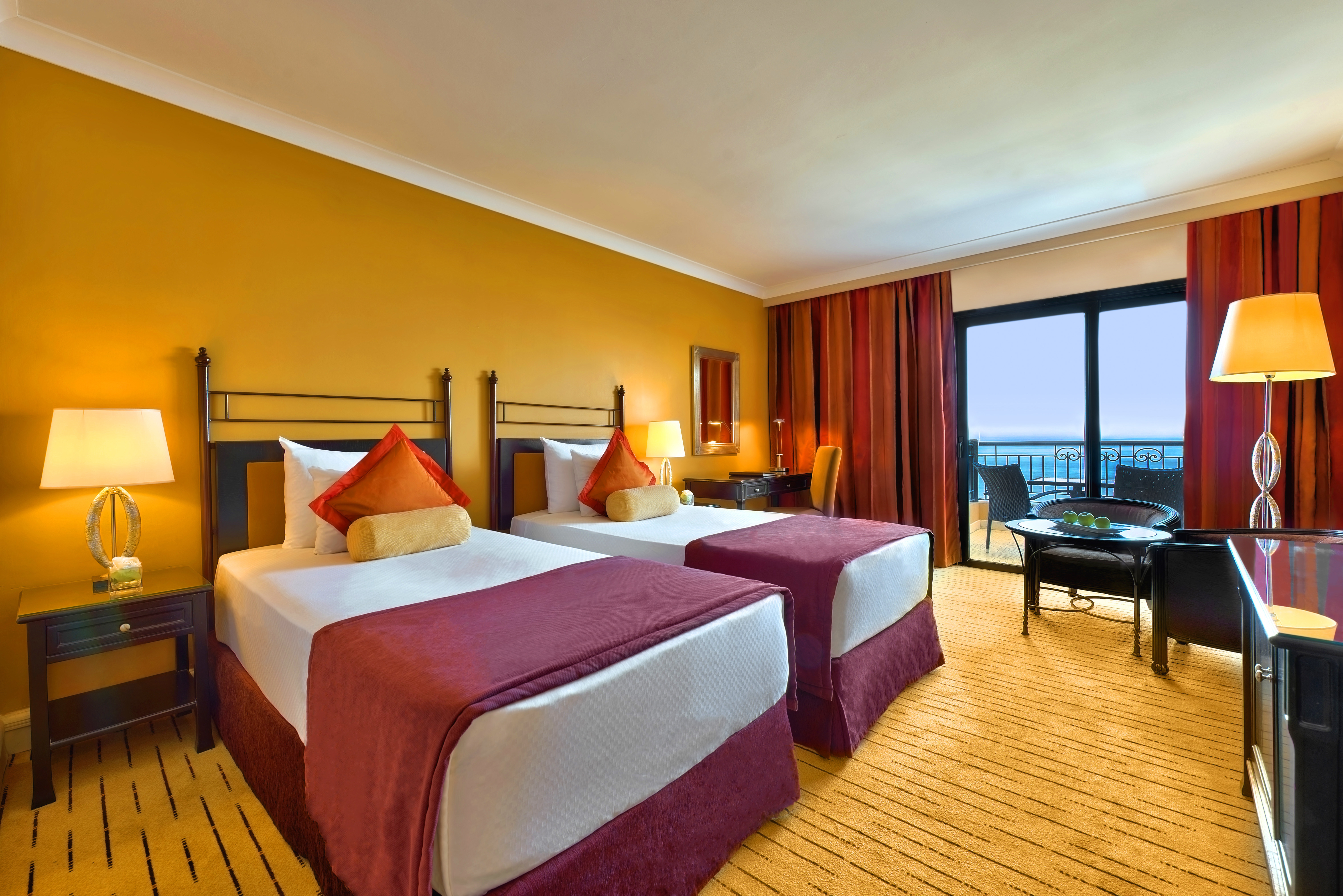 Double or Twin Deluxe Sea View