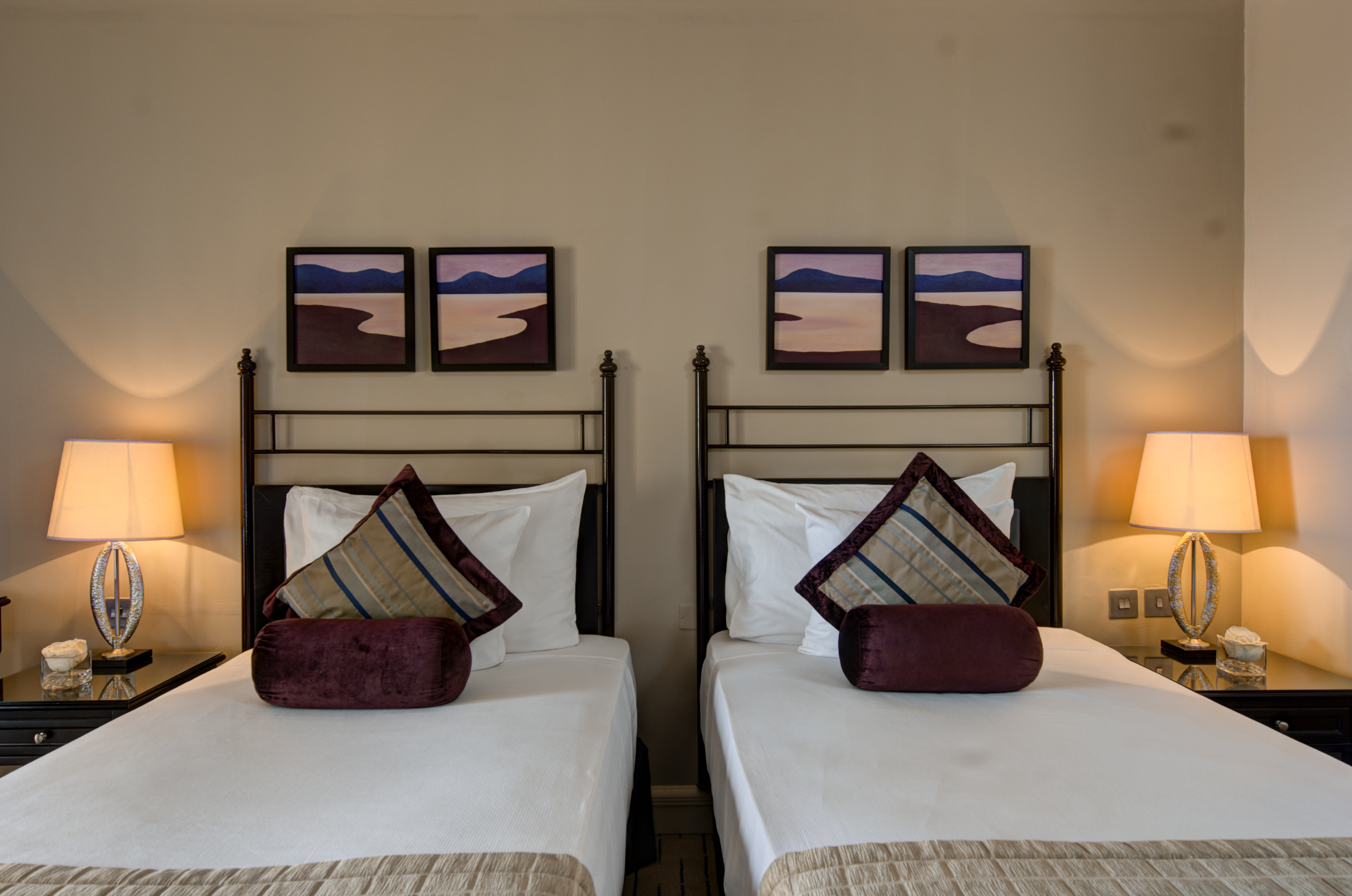 Twin Executive Sea View