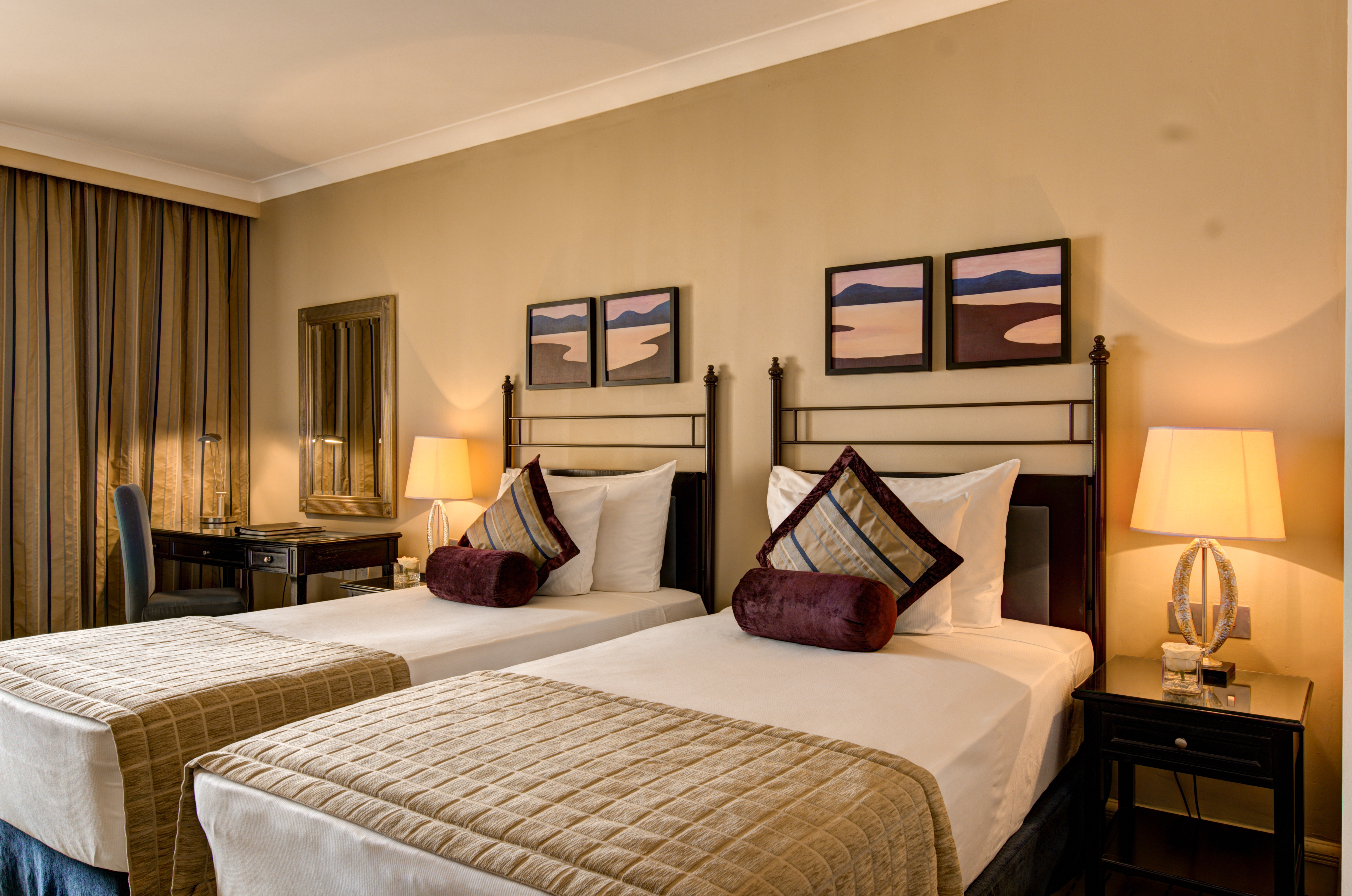 Twin Executive Sea View