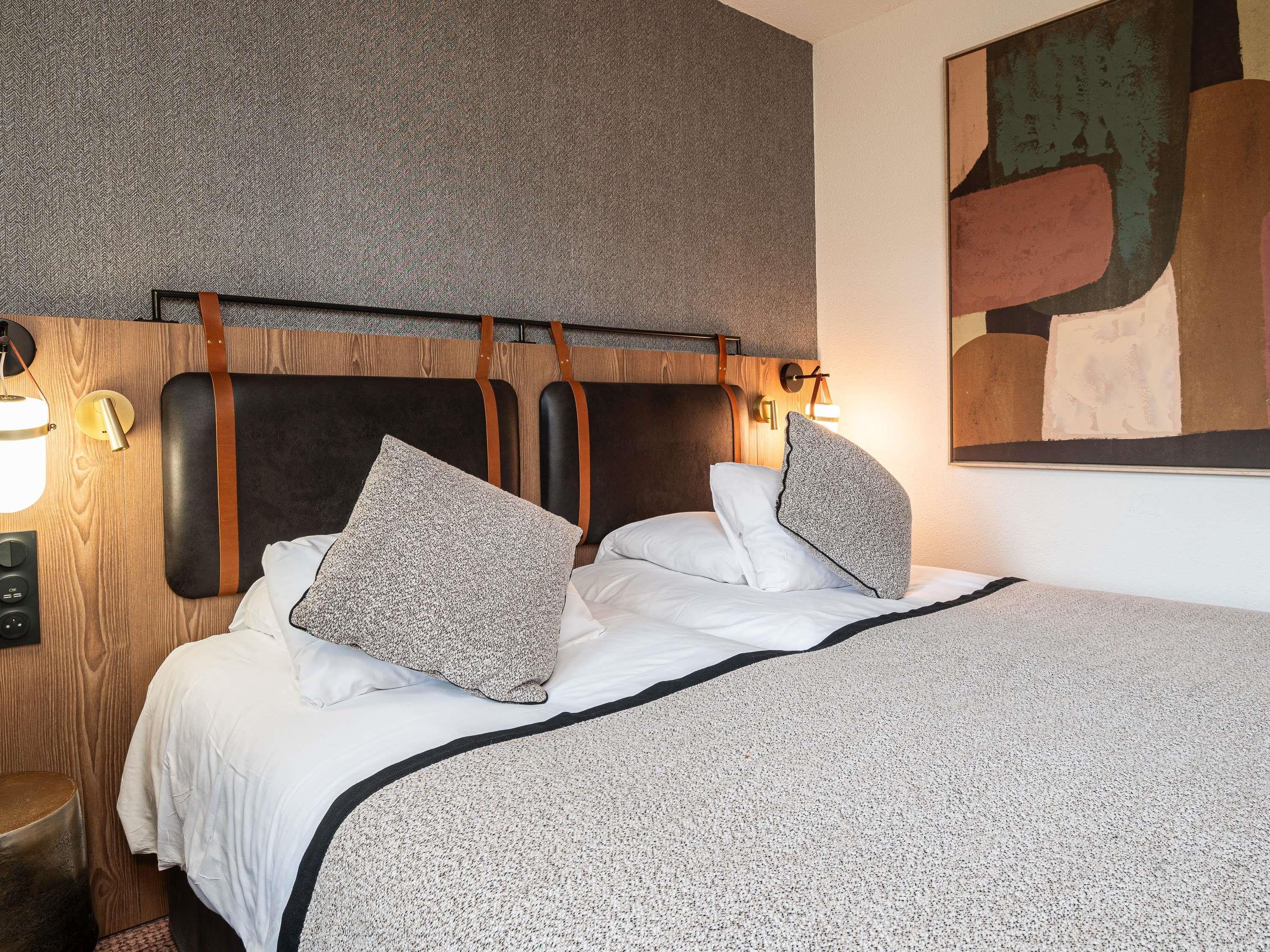 Double Classic Double Bed