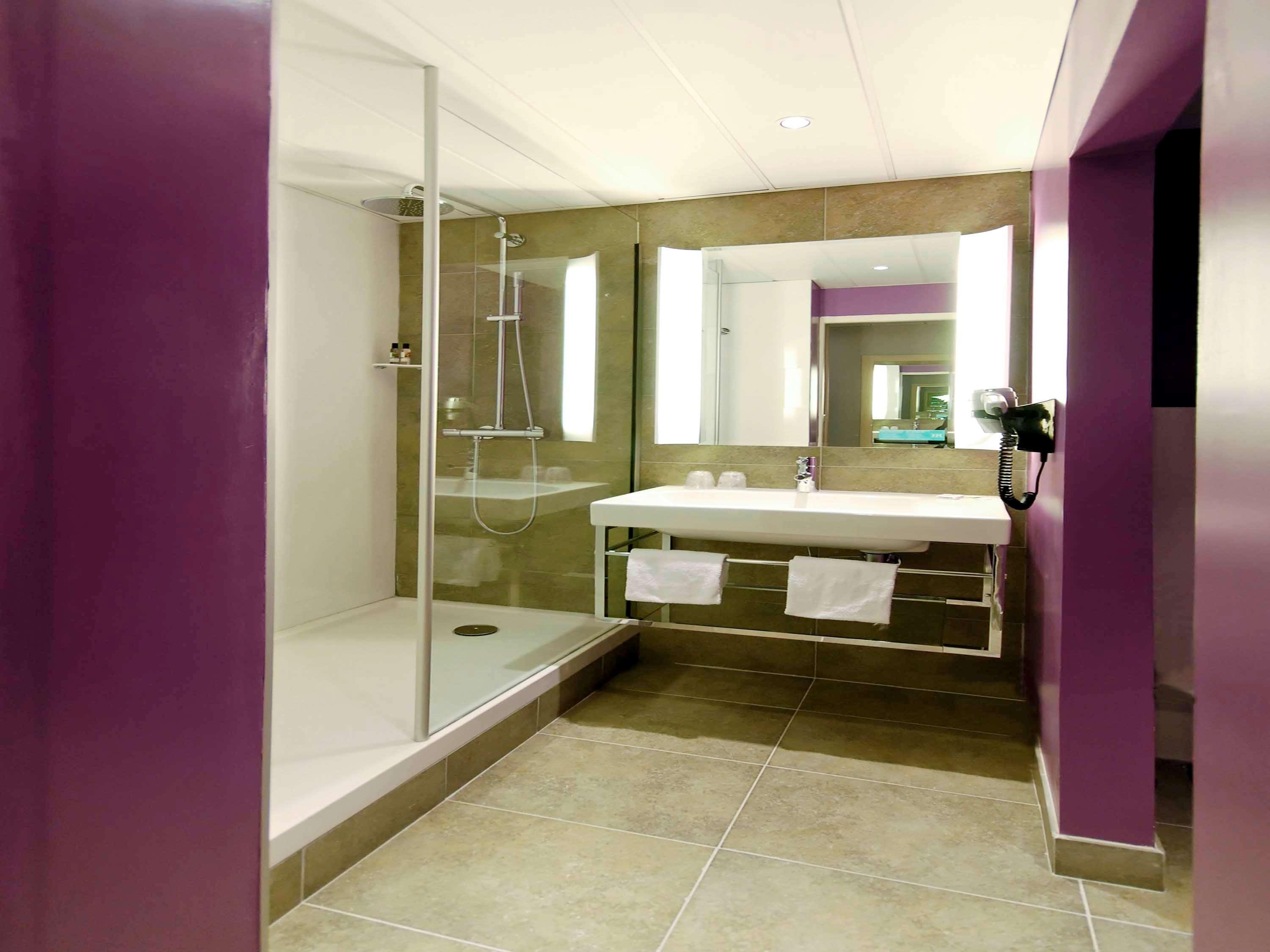 Double Classic Double Bed