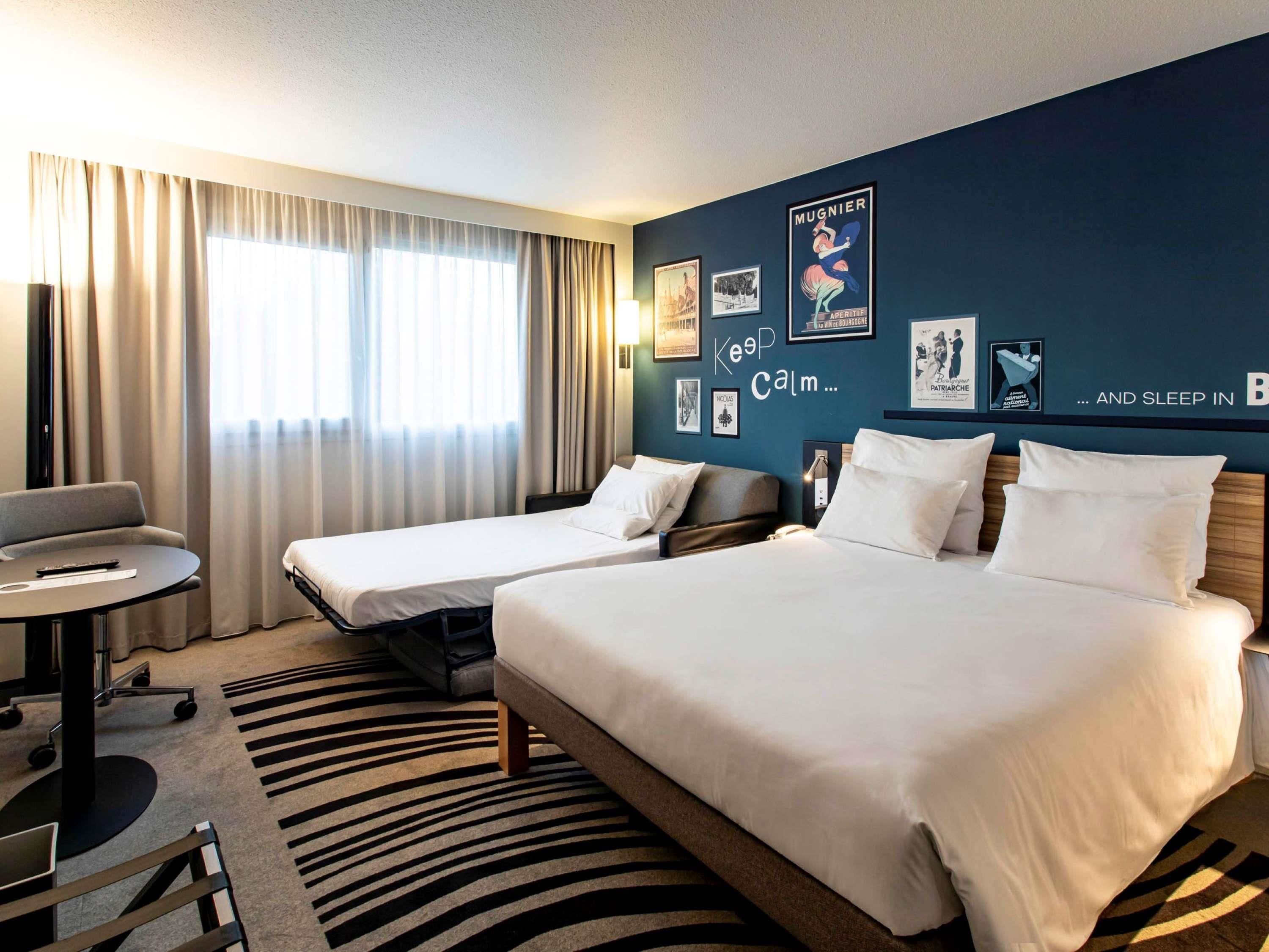 Double Classic Double Bed