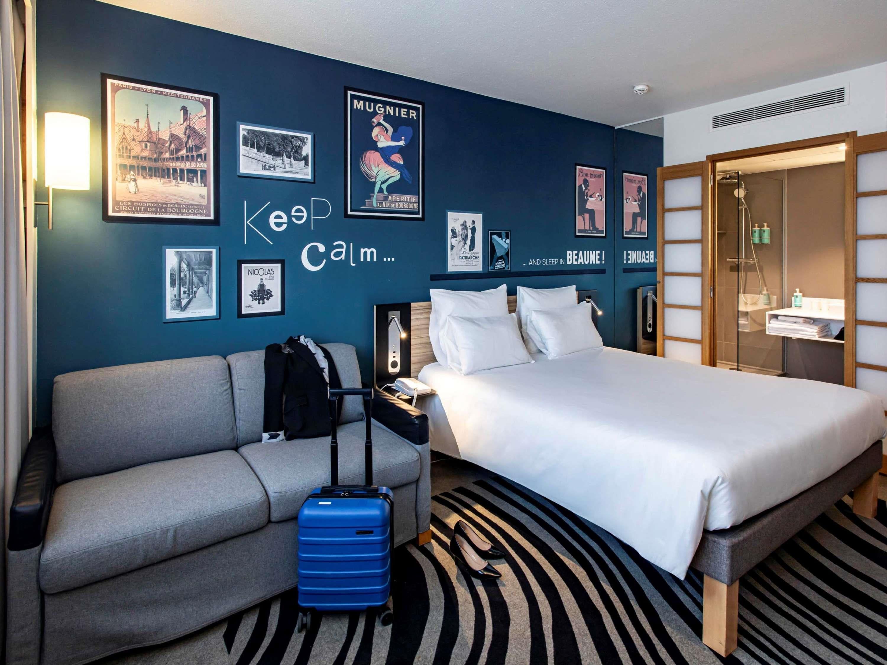 Double Classic Double Bed