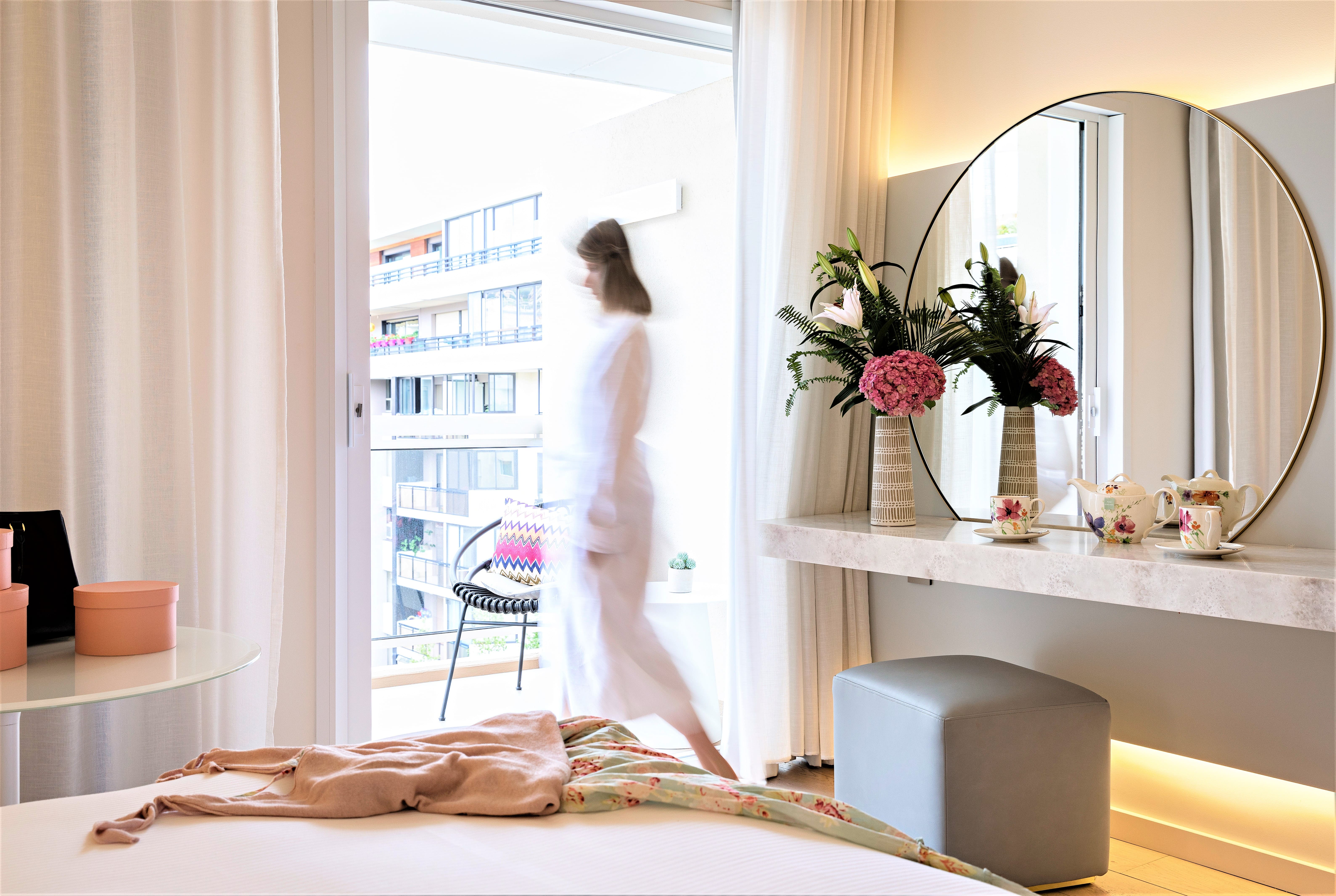 Double Deluxe Queen Bed