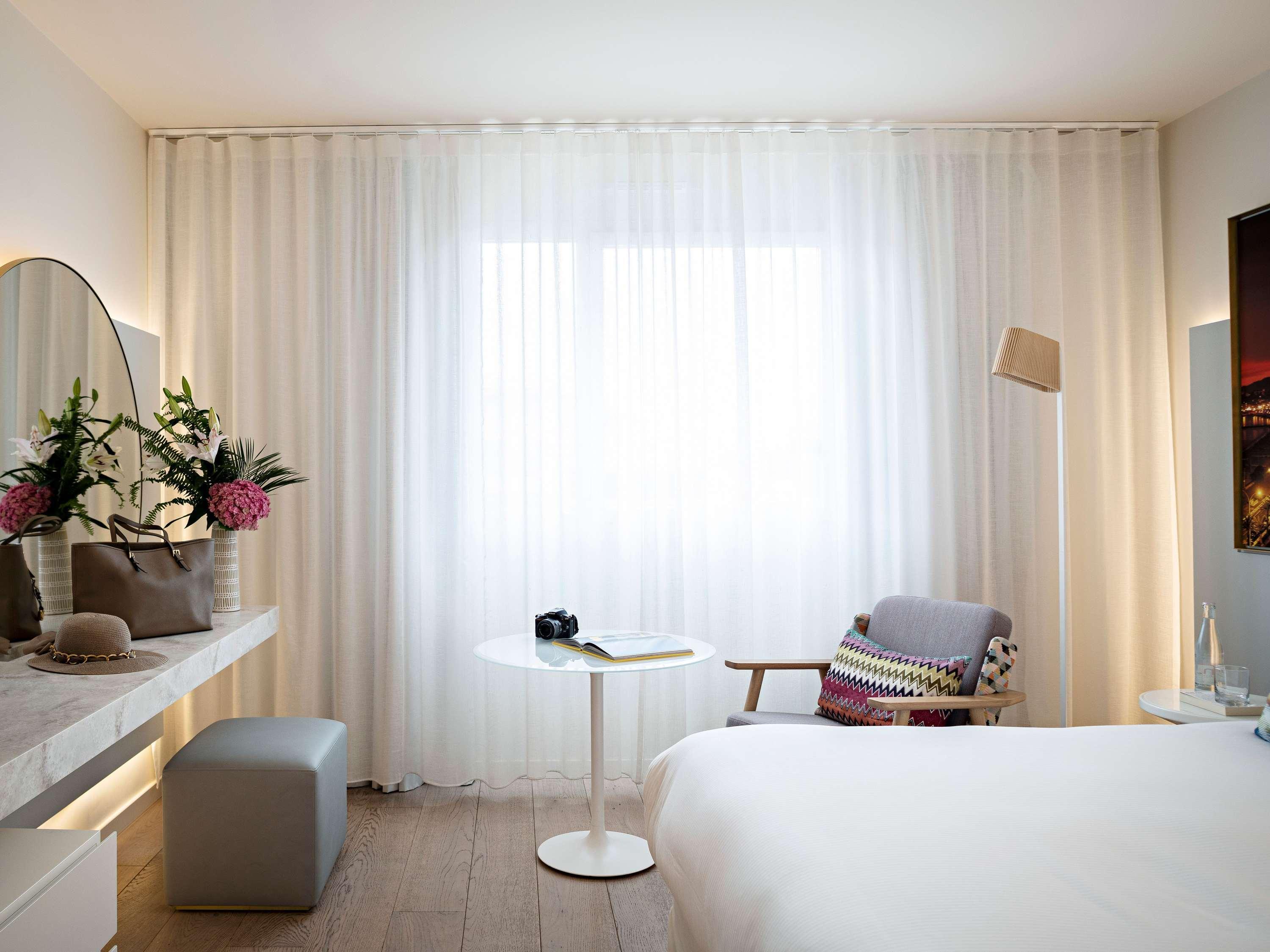 Double or Twin Superior